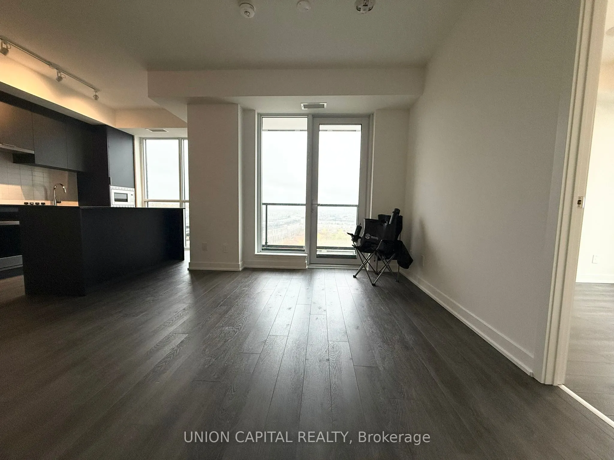 3071 Trafalgar Road, #704