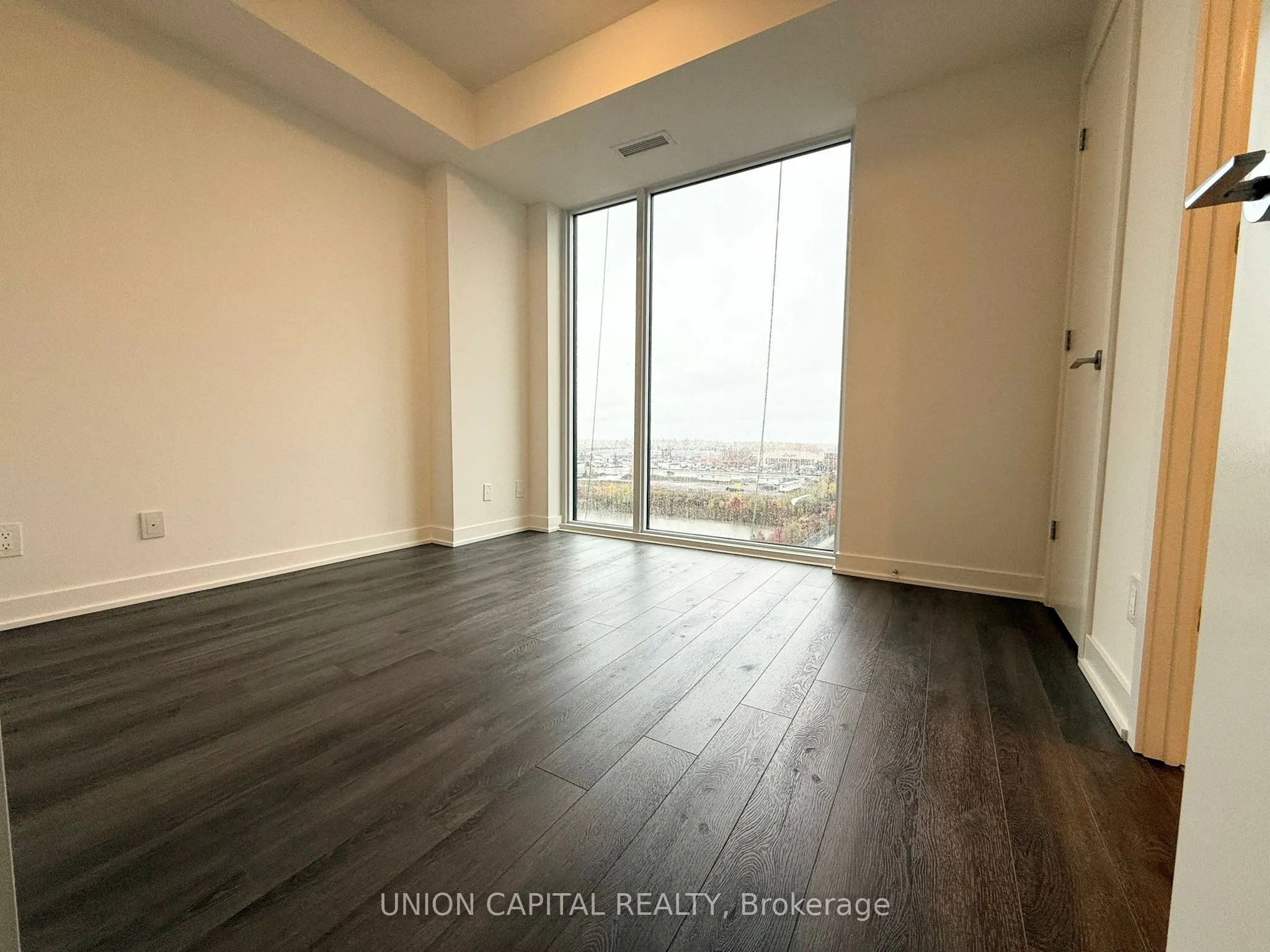 3071 Trafalgar Road, #704