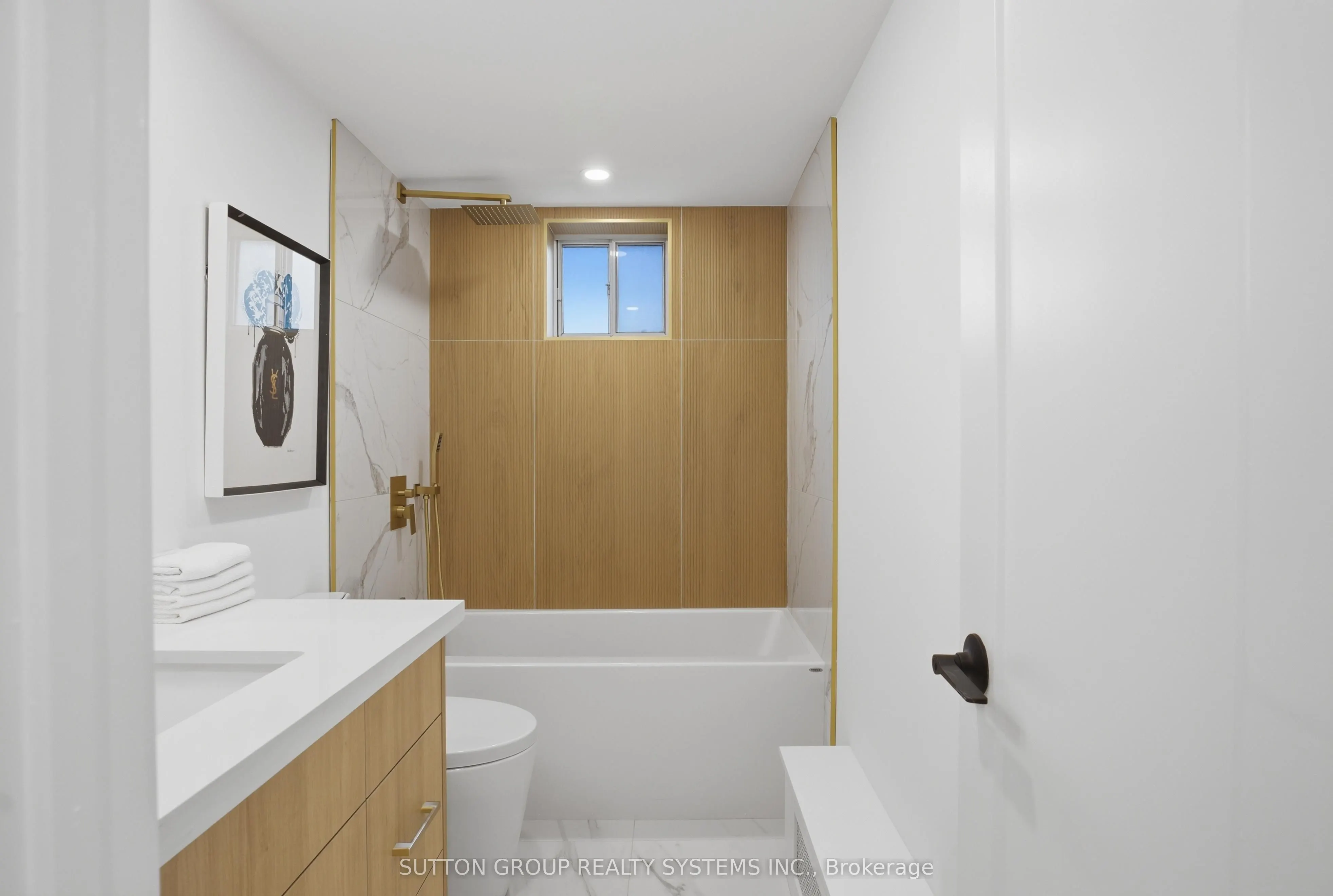 65 Southport Street, #904