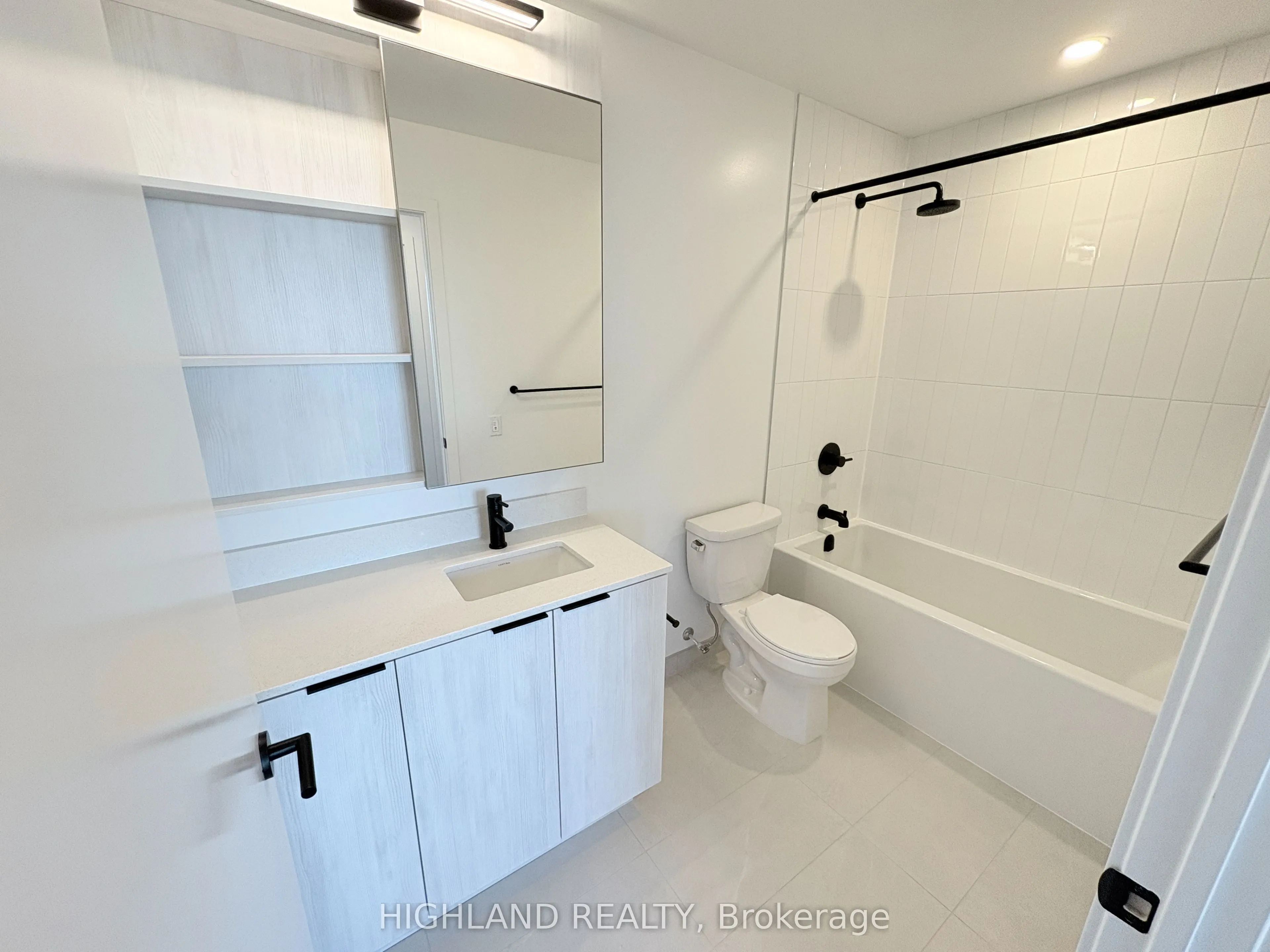 2495 Eglinton Avenue W, #2612