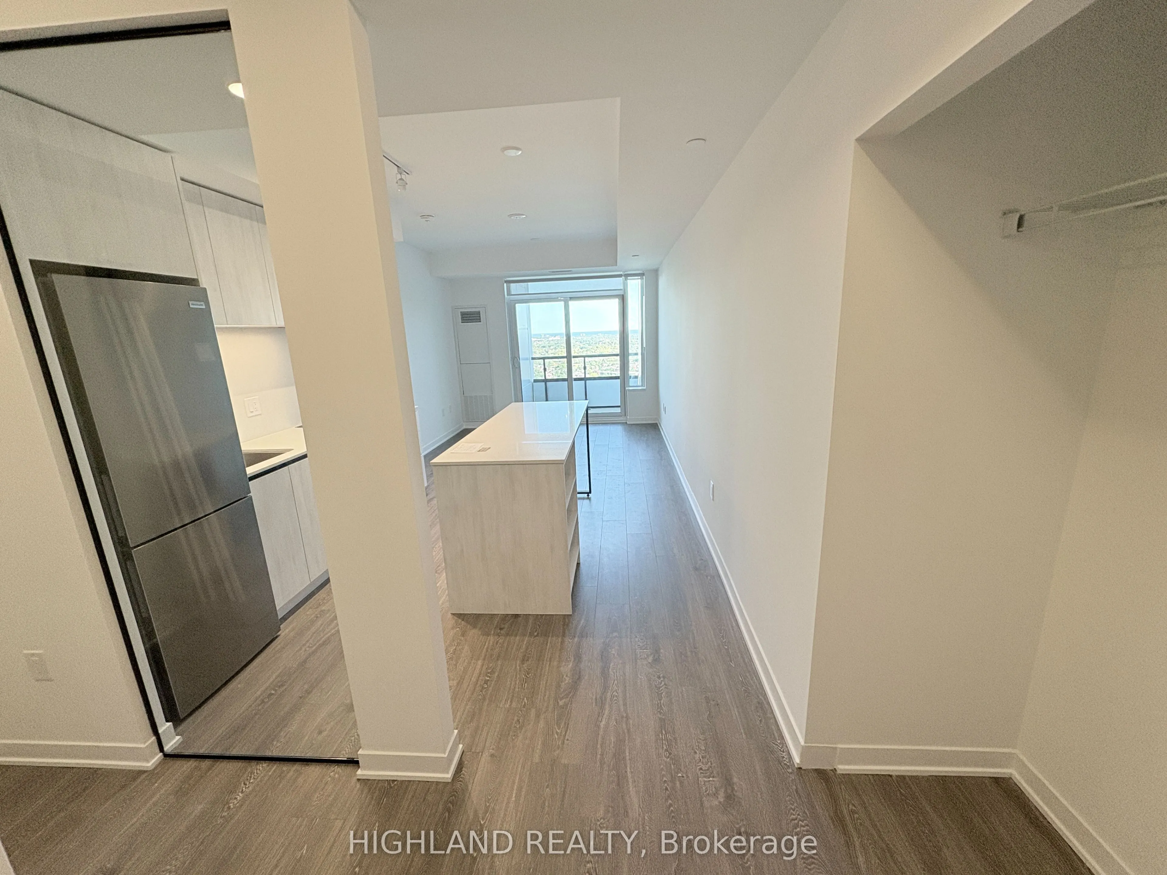 2495 Eglinton Avenue W, #2612