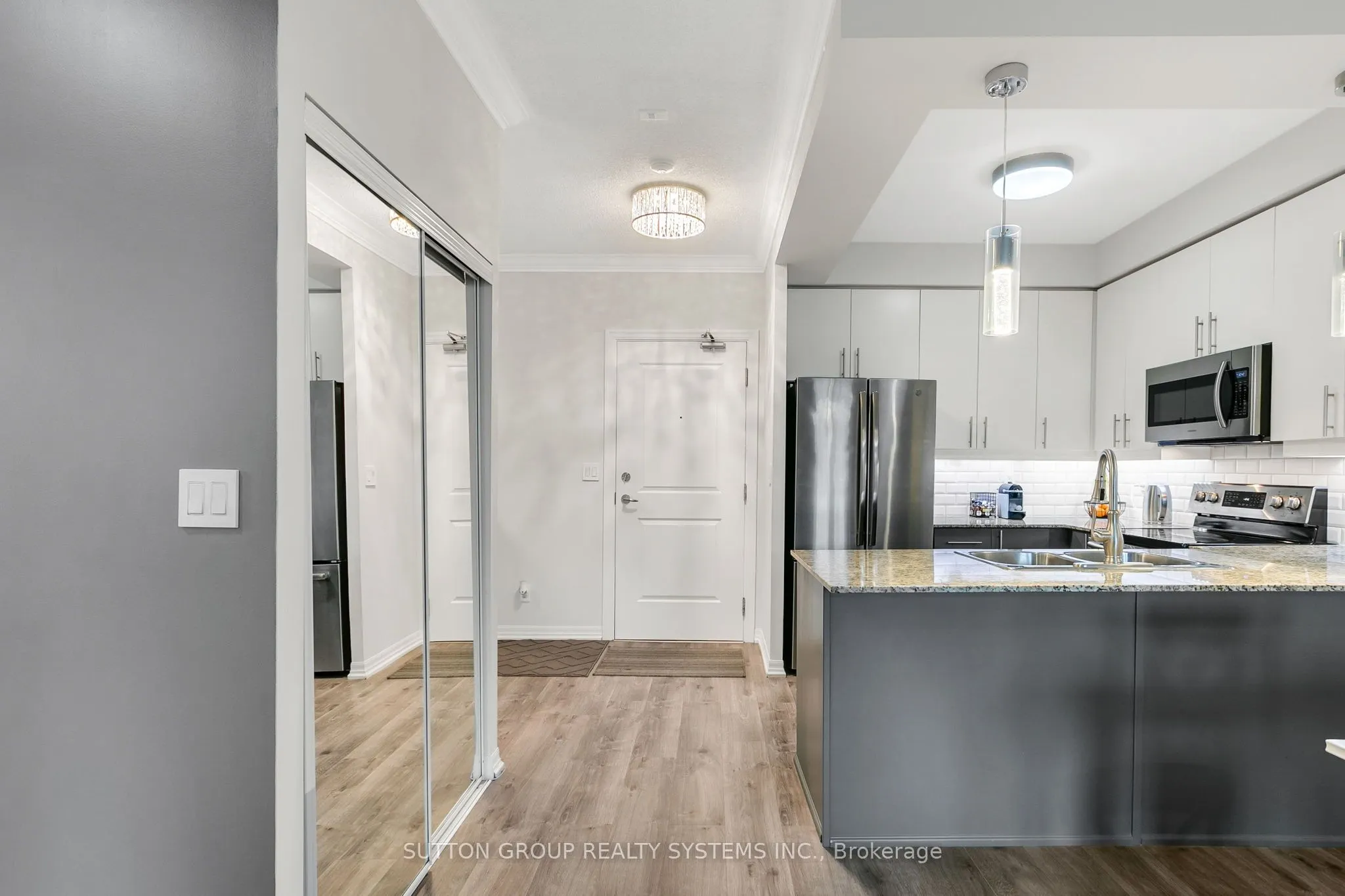 245 Dalesford Road, #303