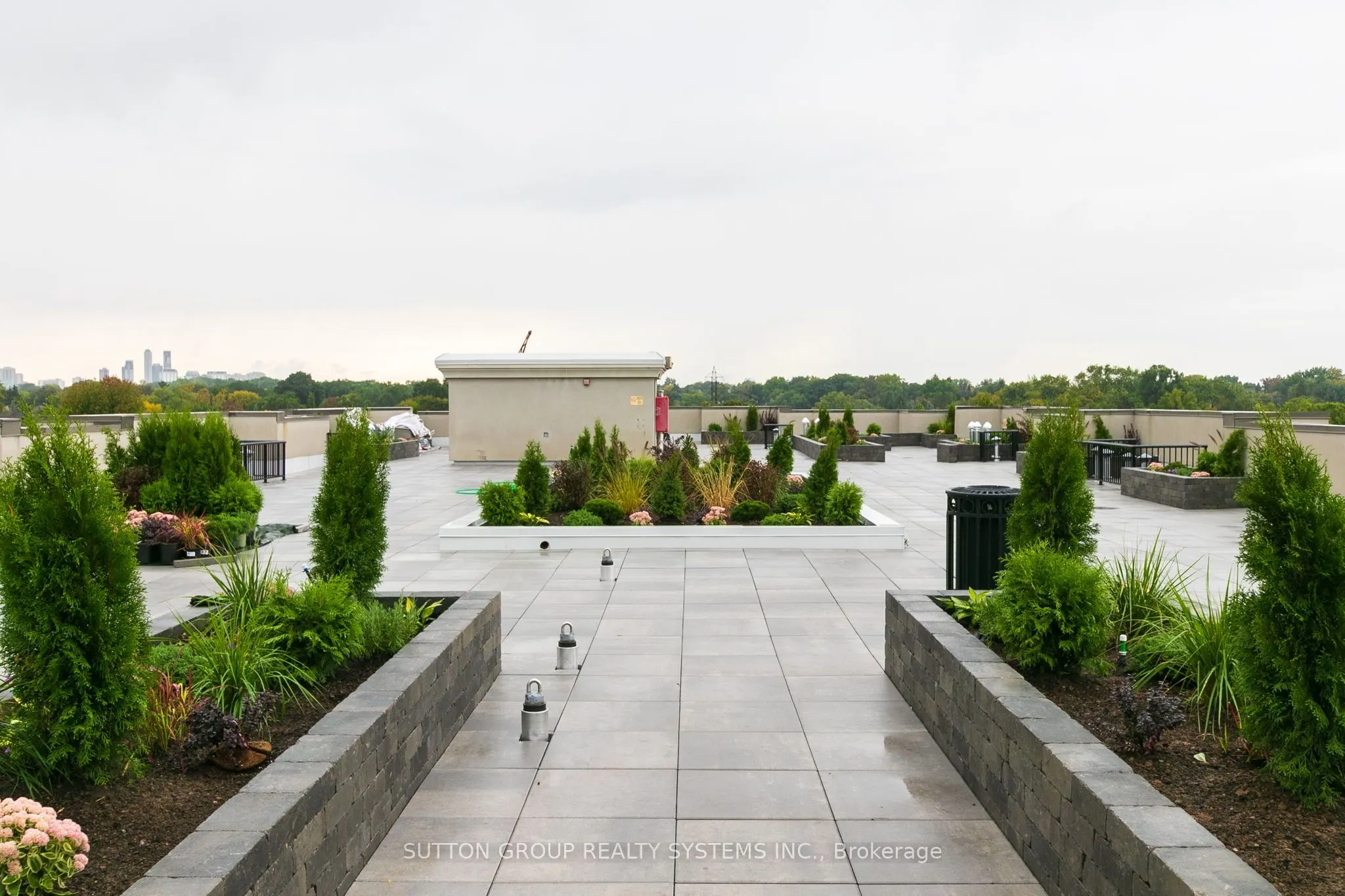 245 Dalesford Road, #303