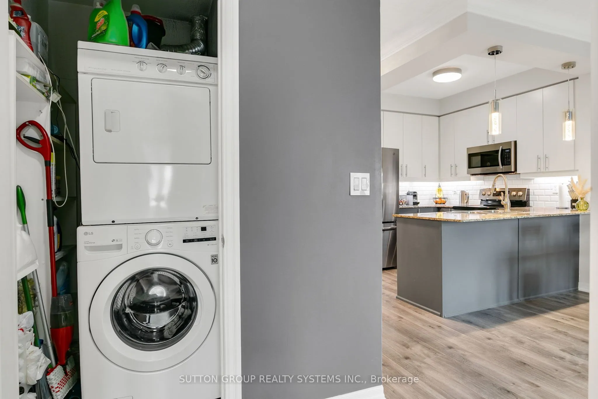 245 Dalesford Road, #303