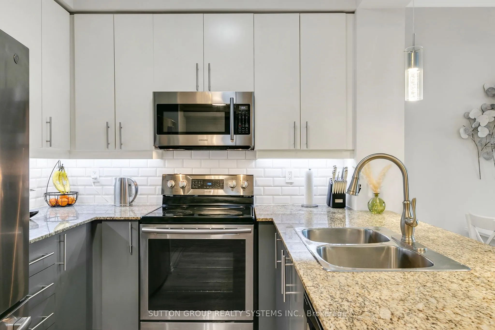 245 Dalesford Road, #303