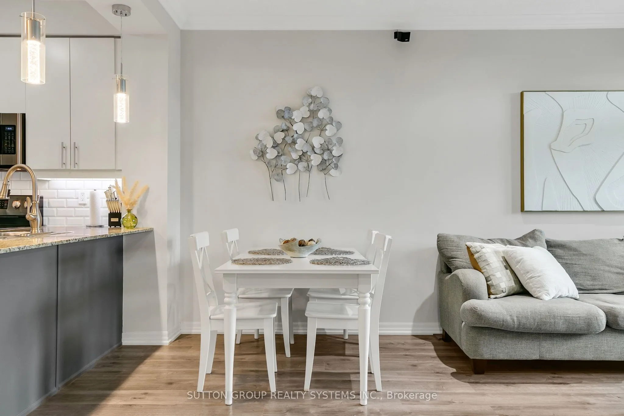 245 Dalesford Road, #303