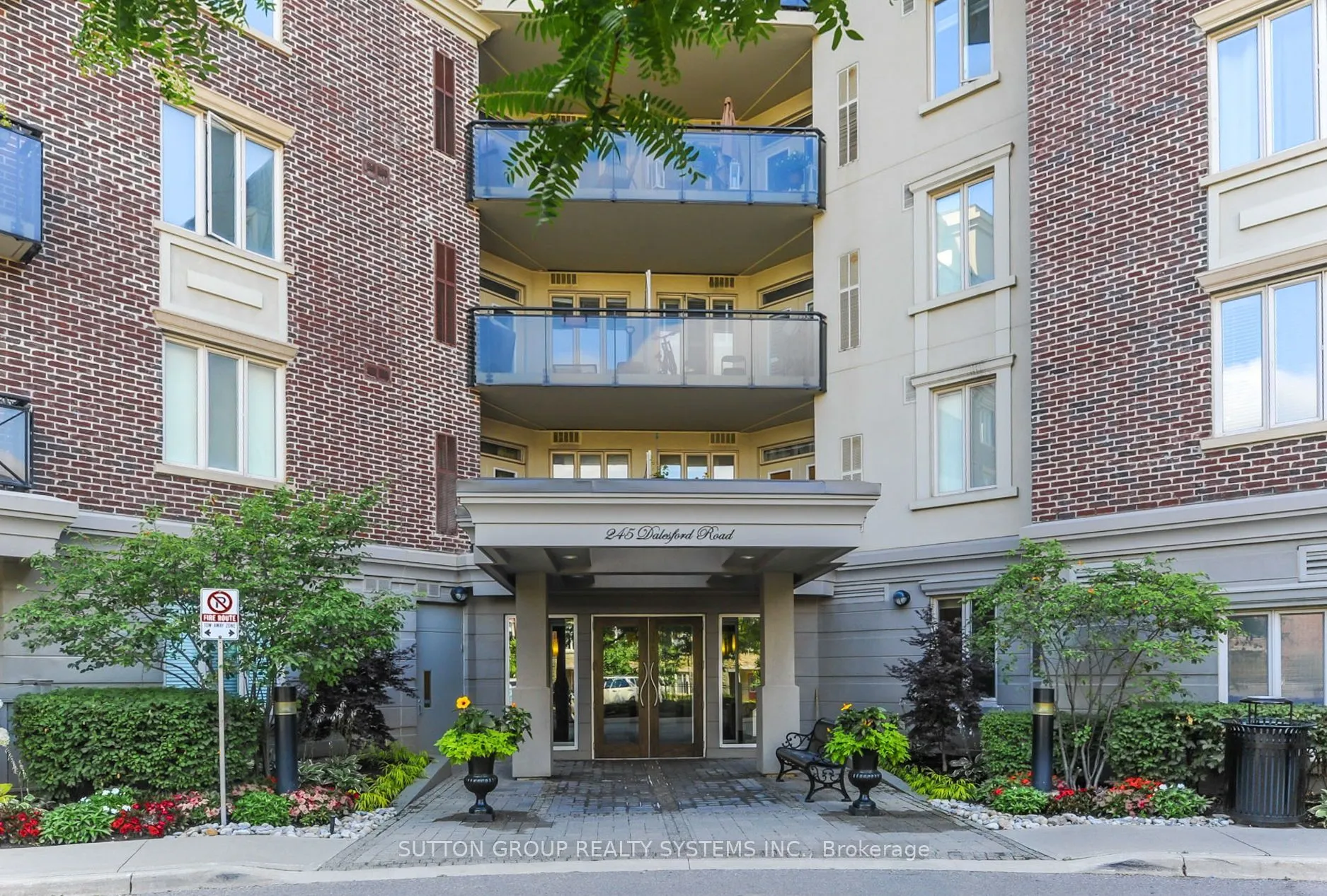 245 Dalesford Road, #303