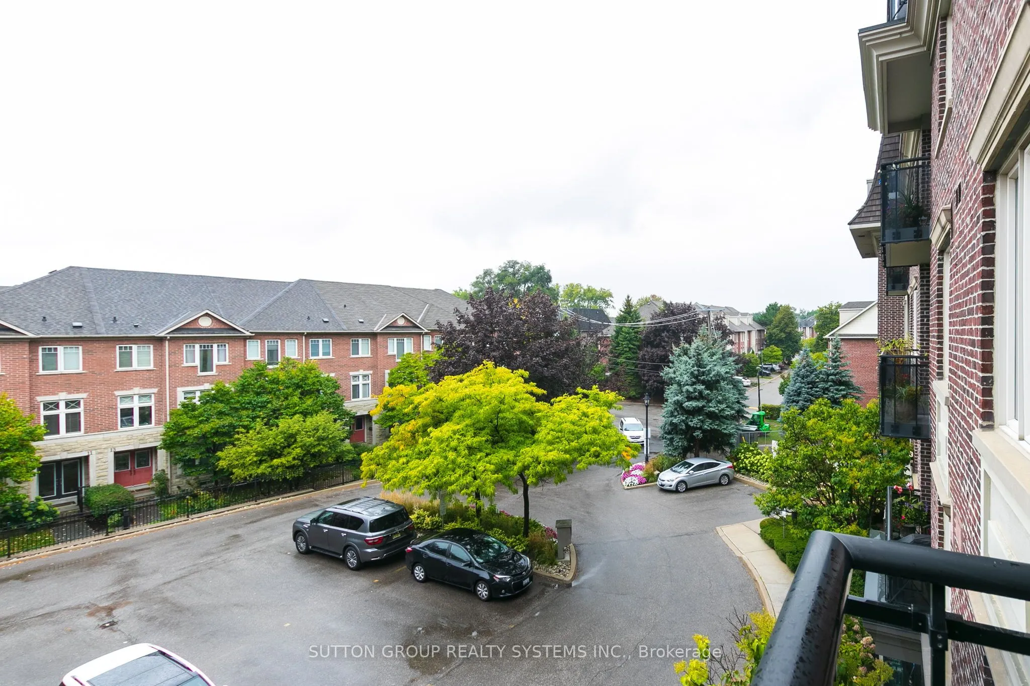 245 Dalesford Road, #303