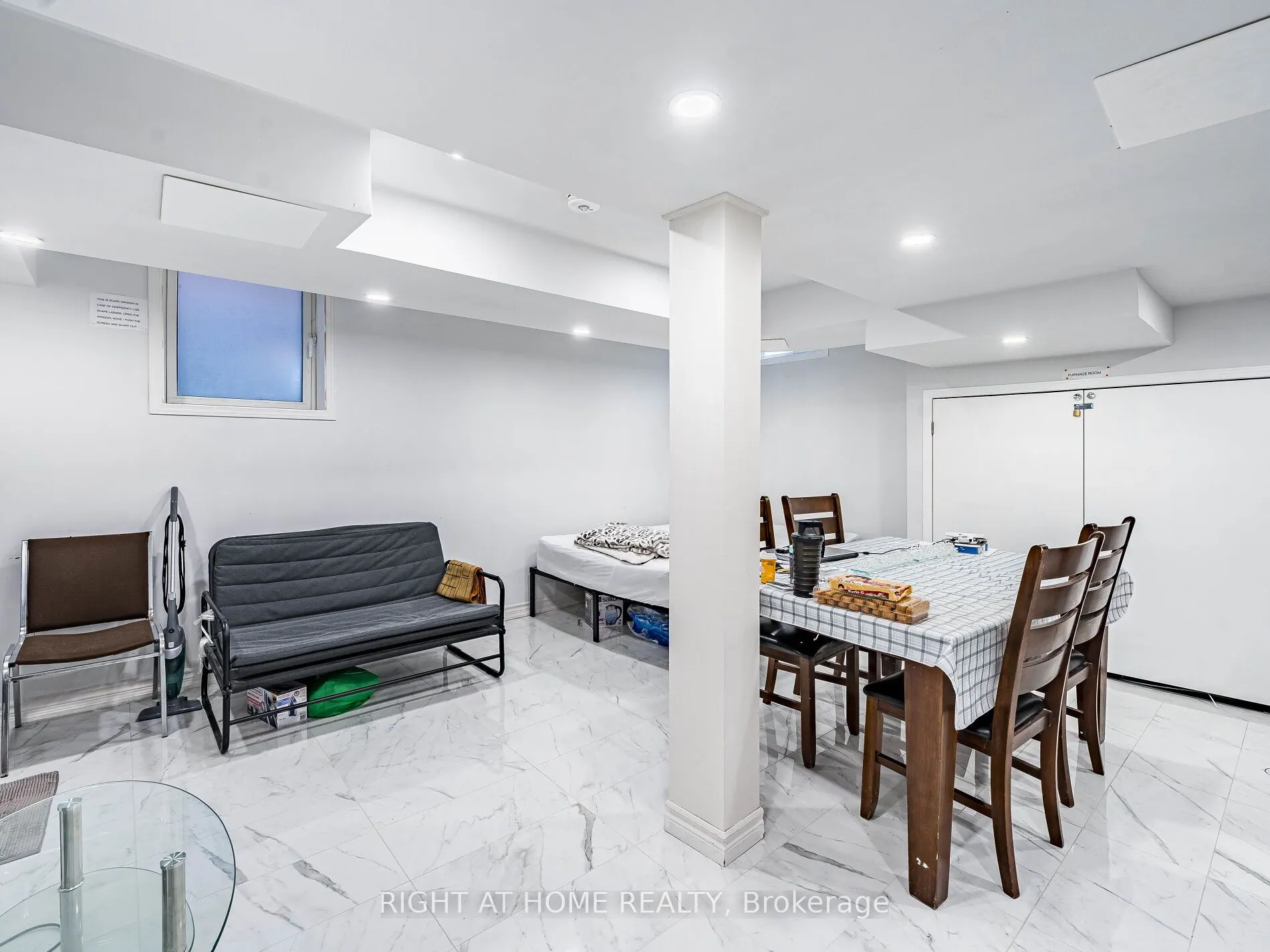 1156 PRESTONWOOD Crescent