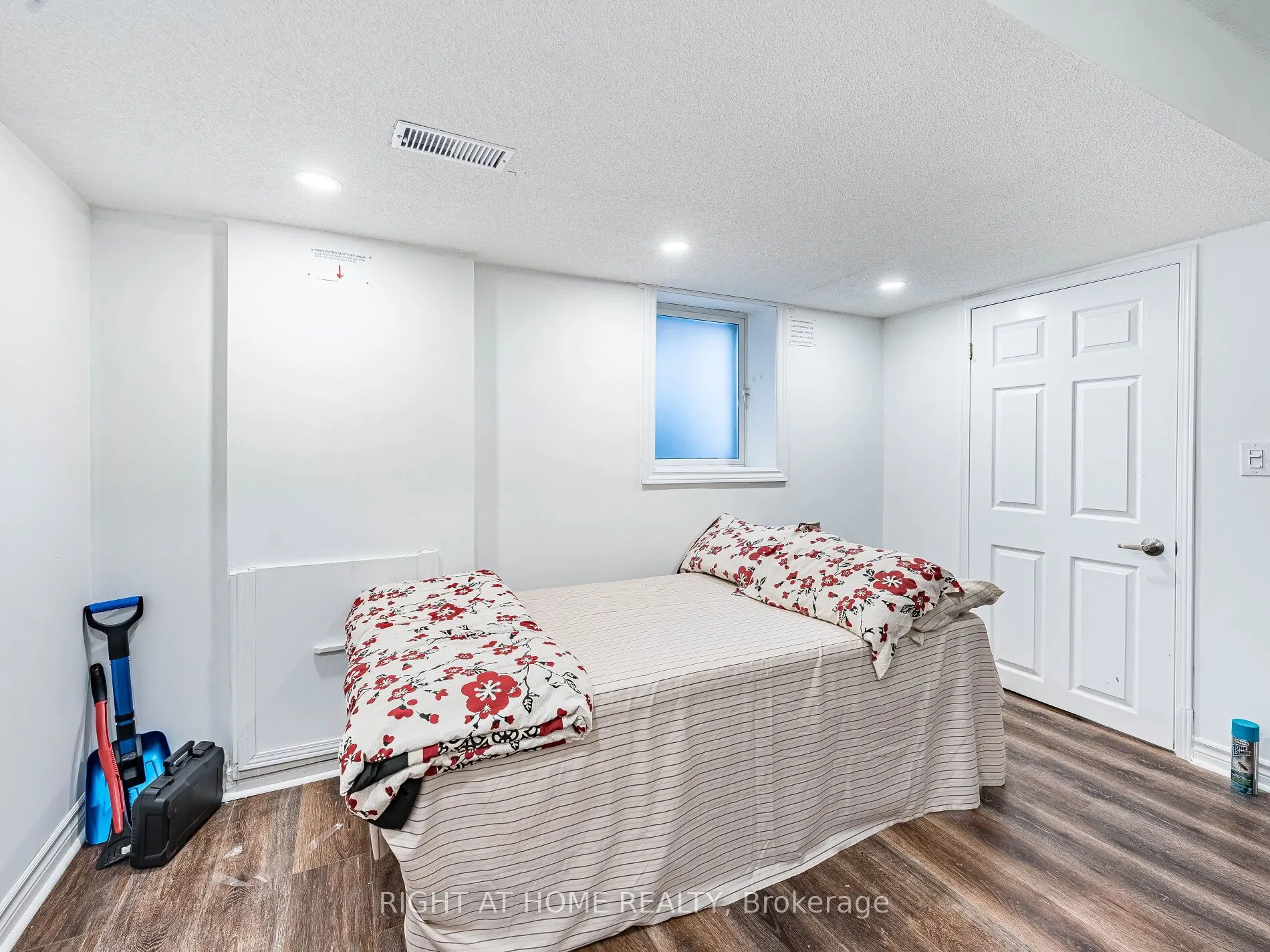 1156 PRESTONWOOD Crescent