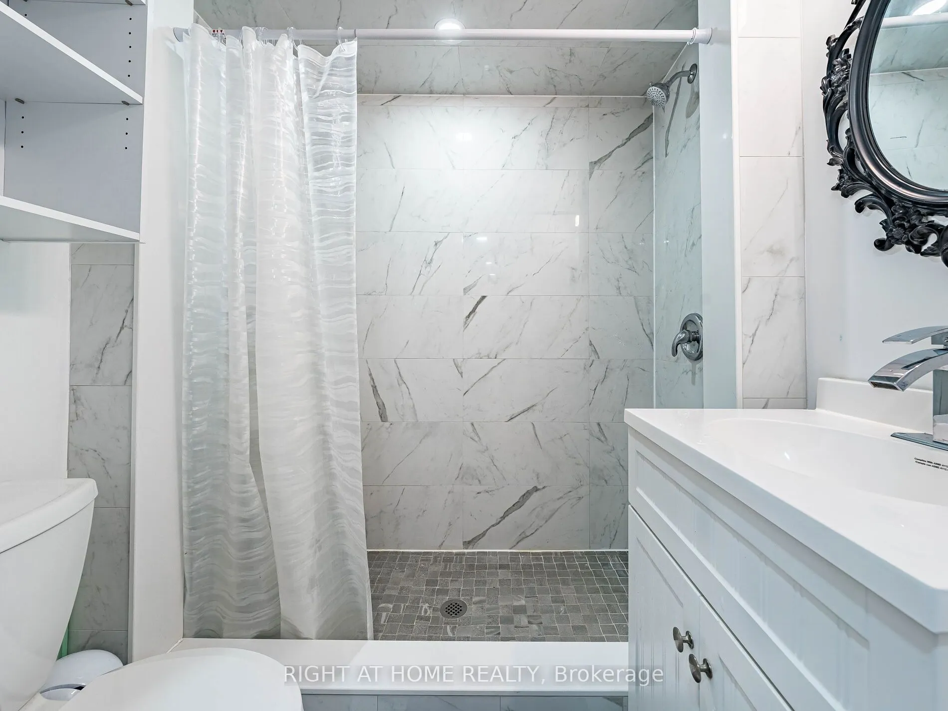 1156 PRESTONWOOD Crescent