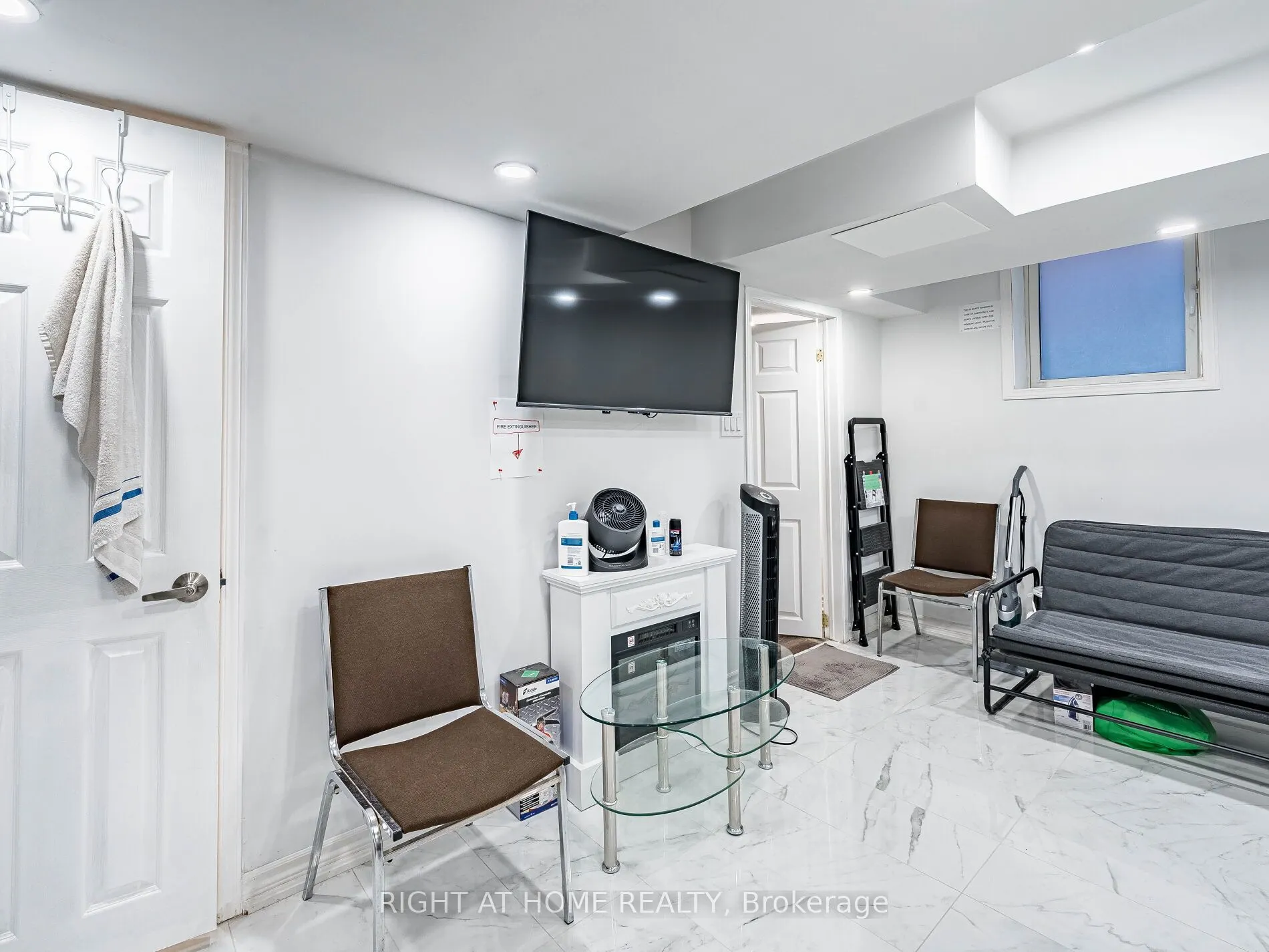 1156 PRESTONWOOD Crescent