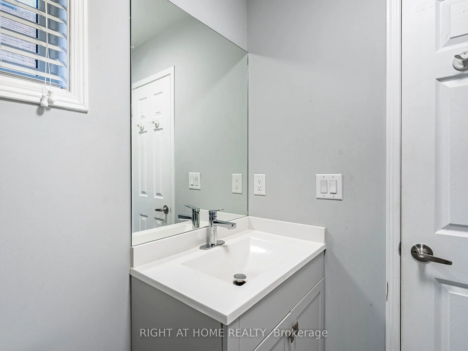 1156 PRESTONWOOD Crescent