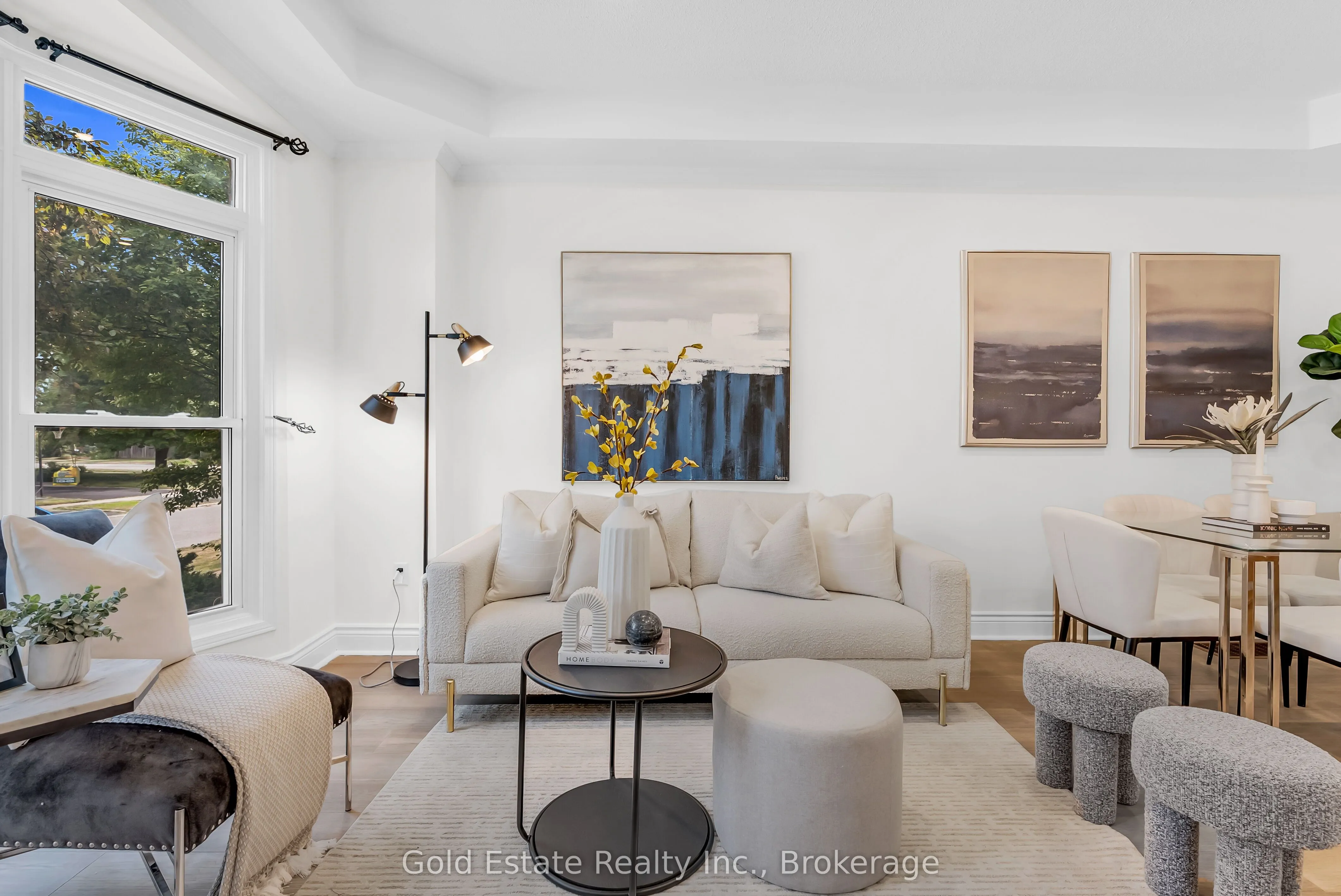 2259 Meadowland Drive N