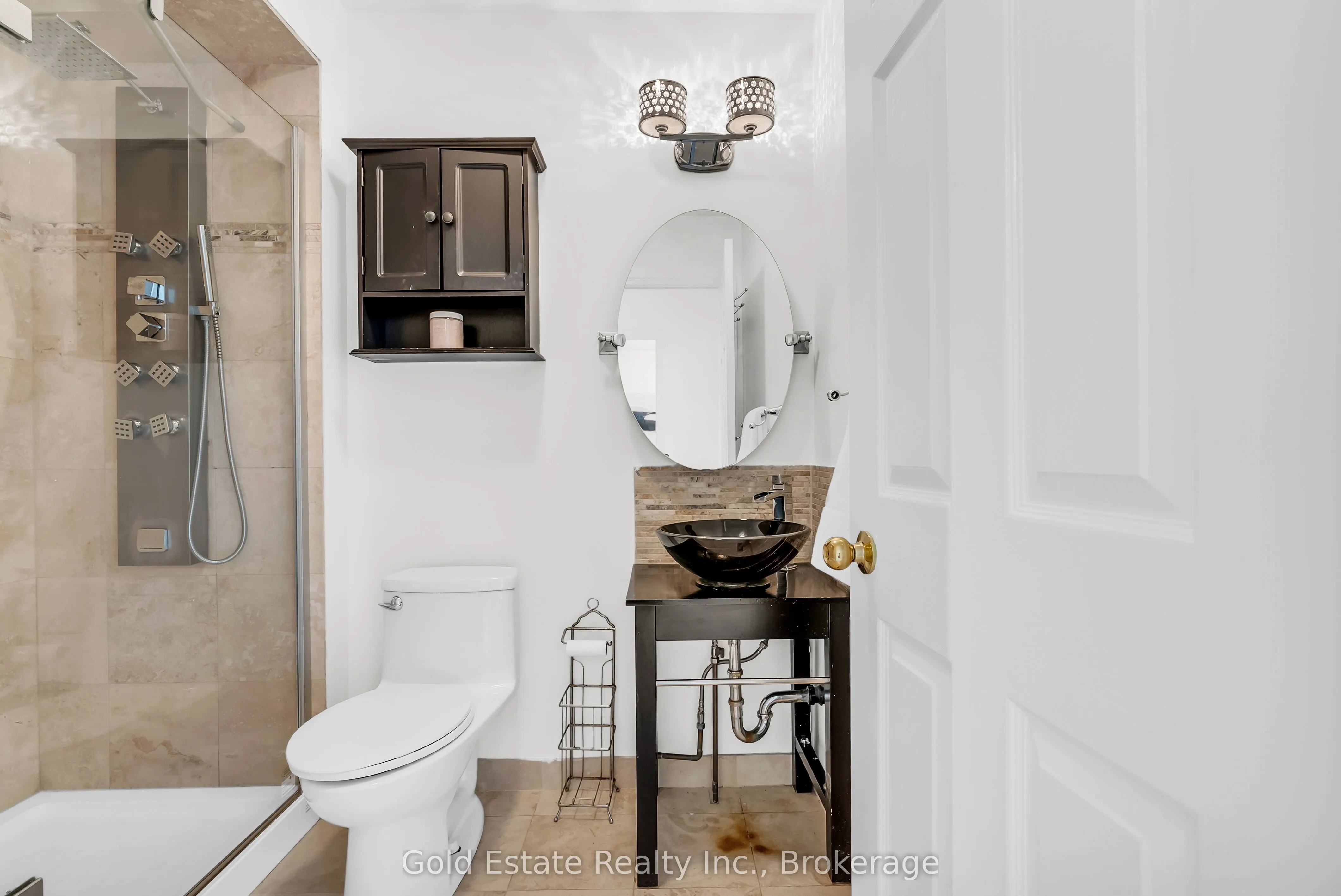 2259 Meadowland Drive N