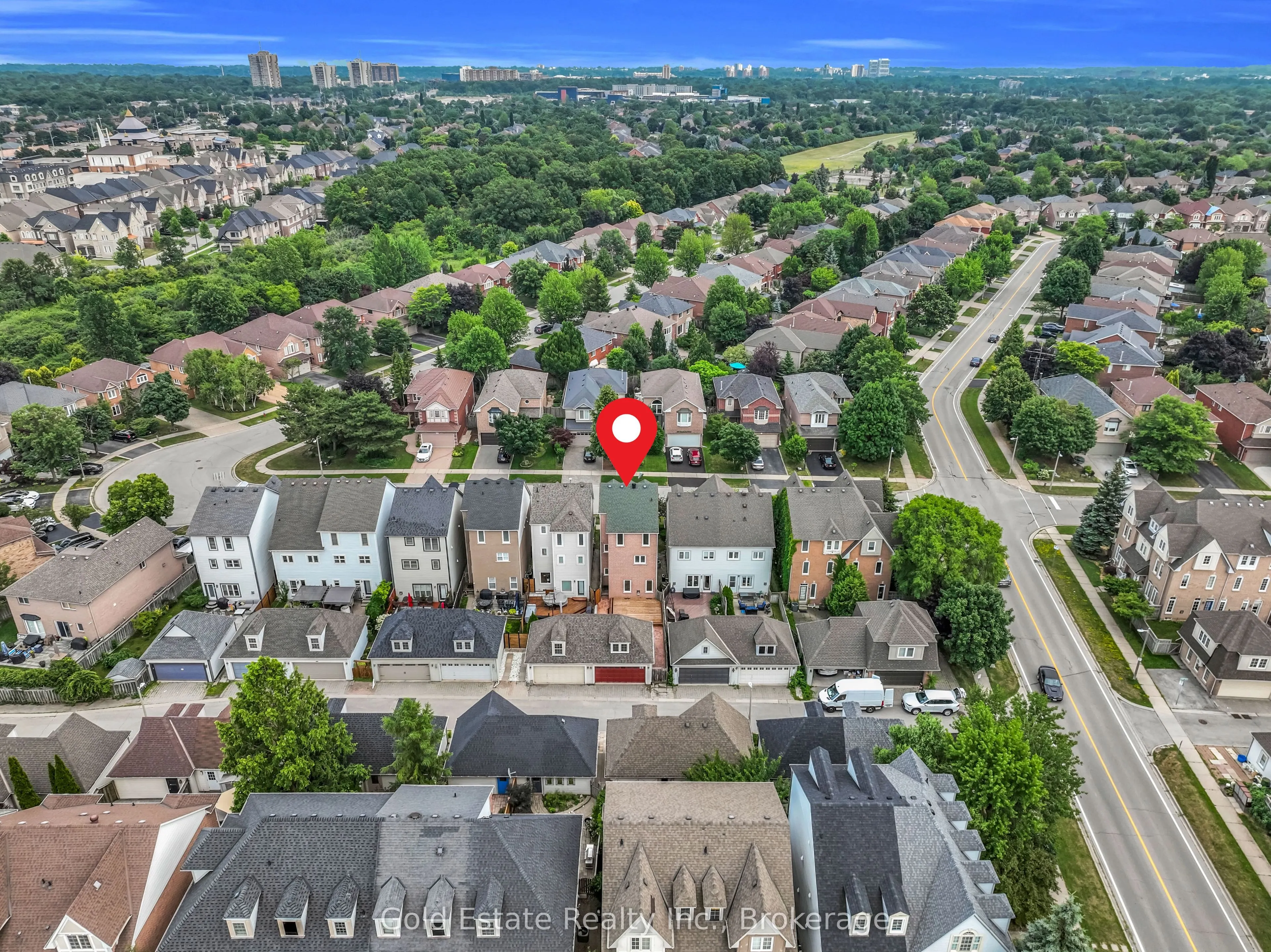 2259 Meadowland Drive N