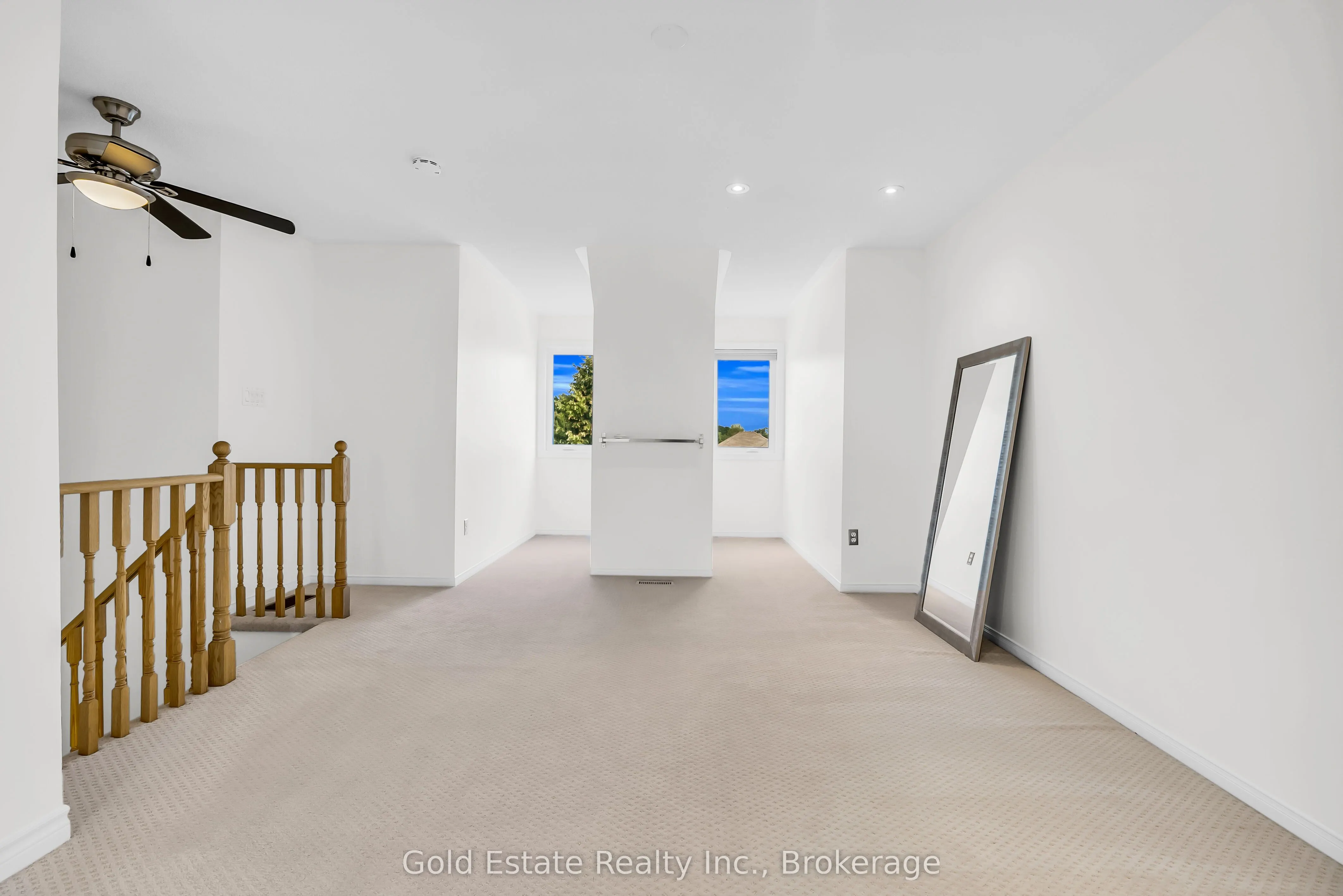 2259 Meadowland Drive N