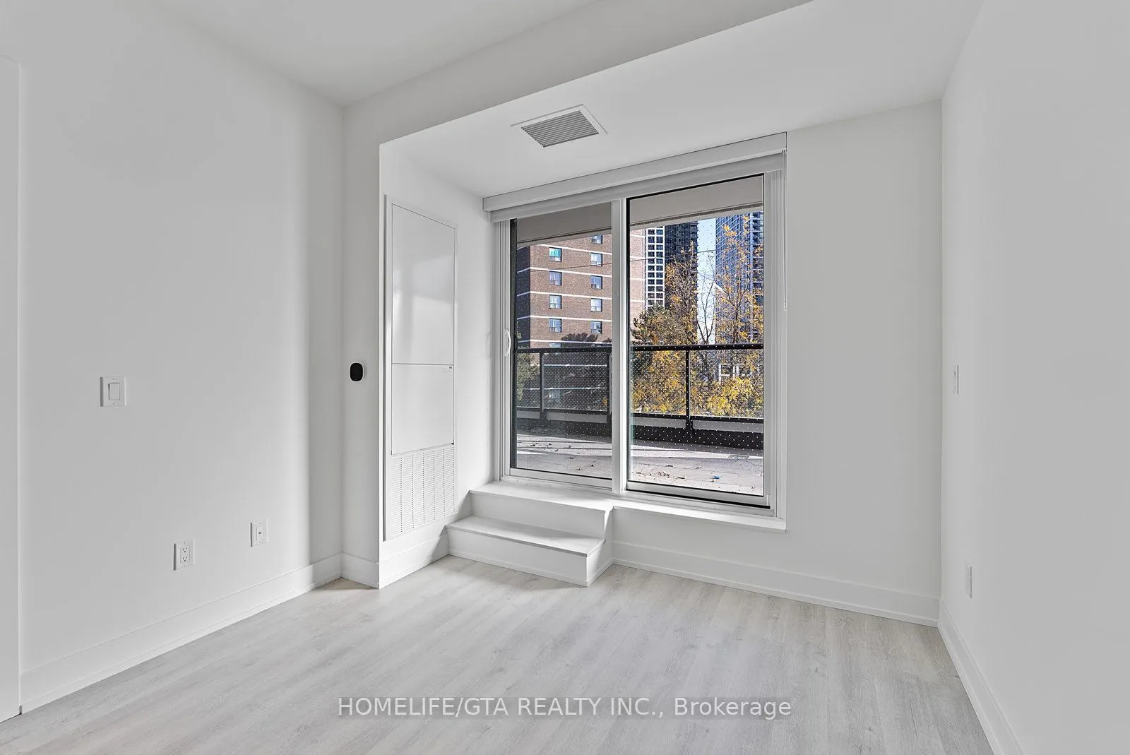 60 Central Park Road Way, #305