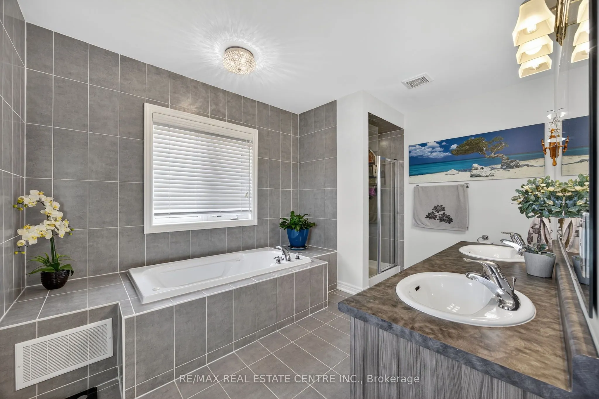 11 Fieldstone Lane Avenue