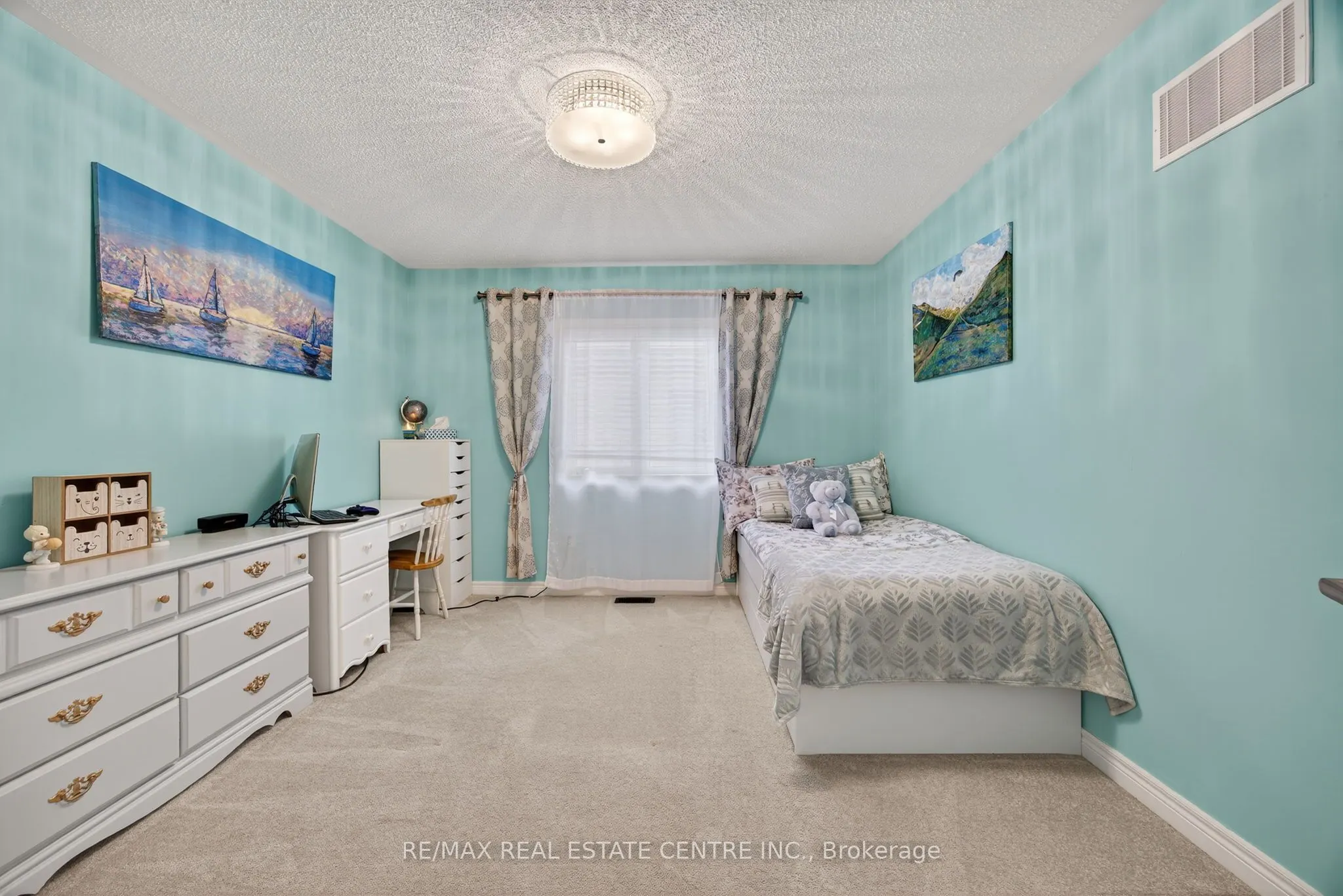 11 Fieldstone Lane Avenue