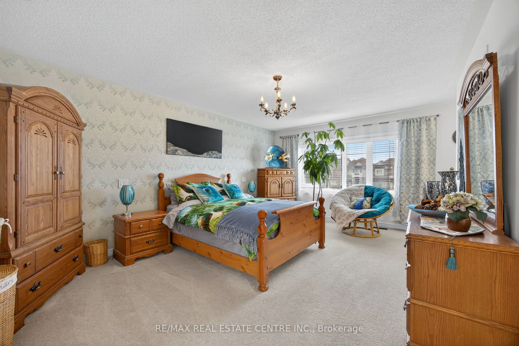 11 Fieldstone Lane Avenue