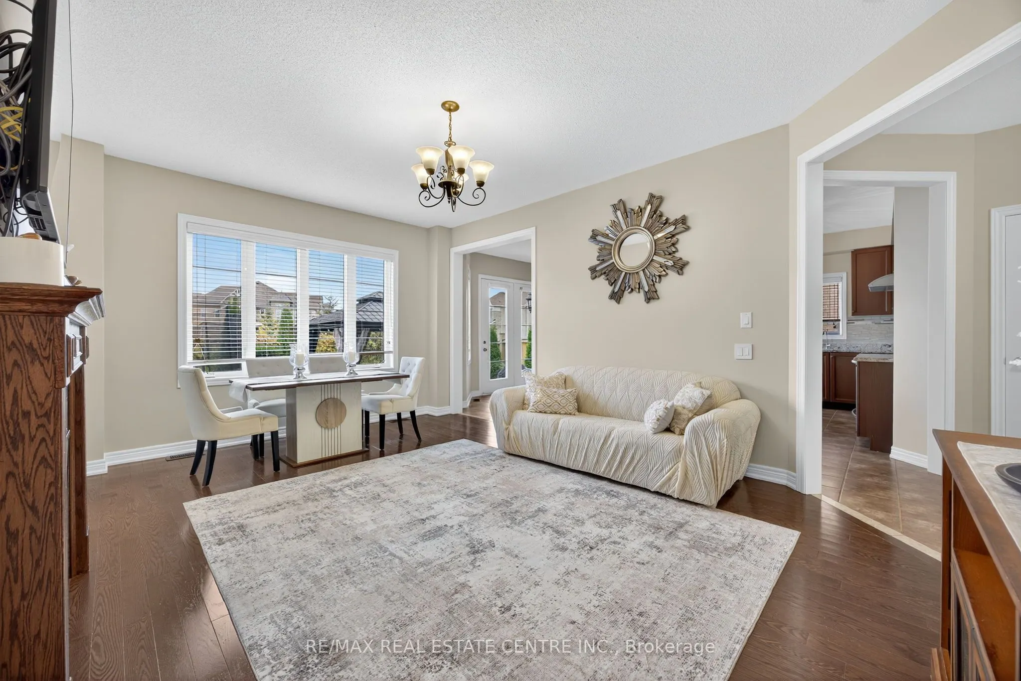 11 Fieldstone Lane Avenue