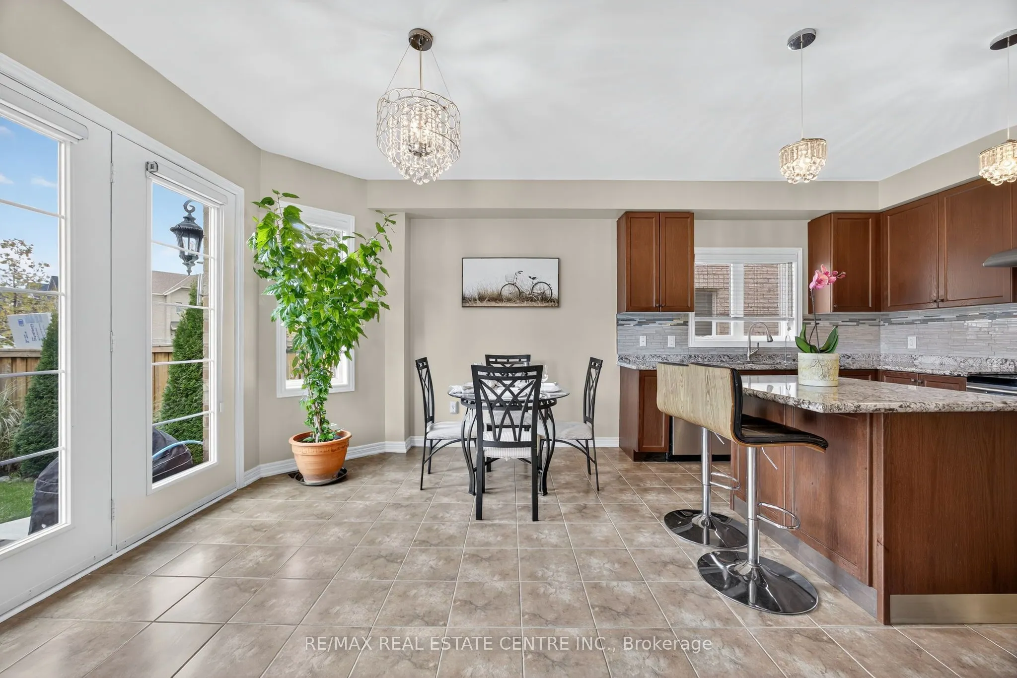 11 Fieldstone Lane Avenue