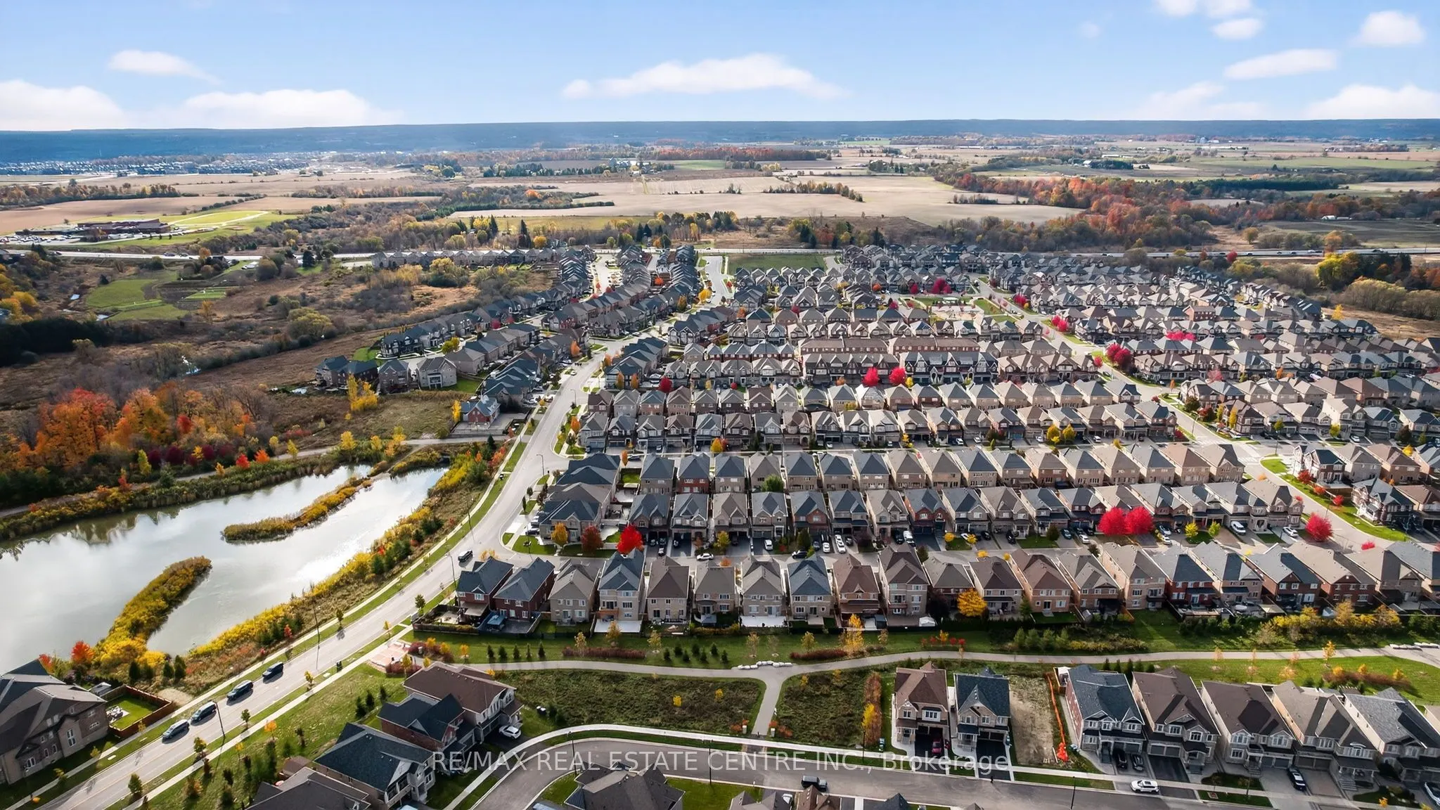 11 Fieldstone Lane Avenue