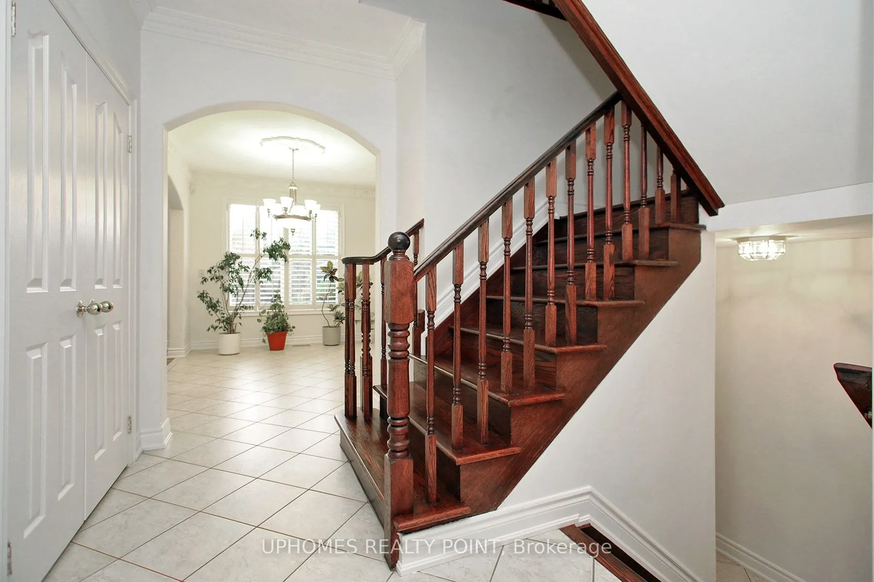 549 Renshaw Court