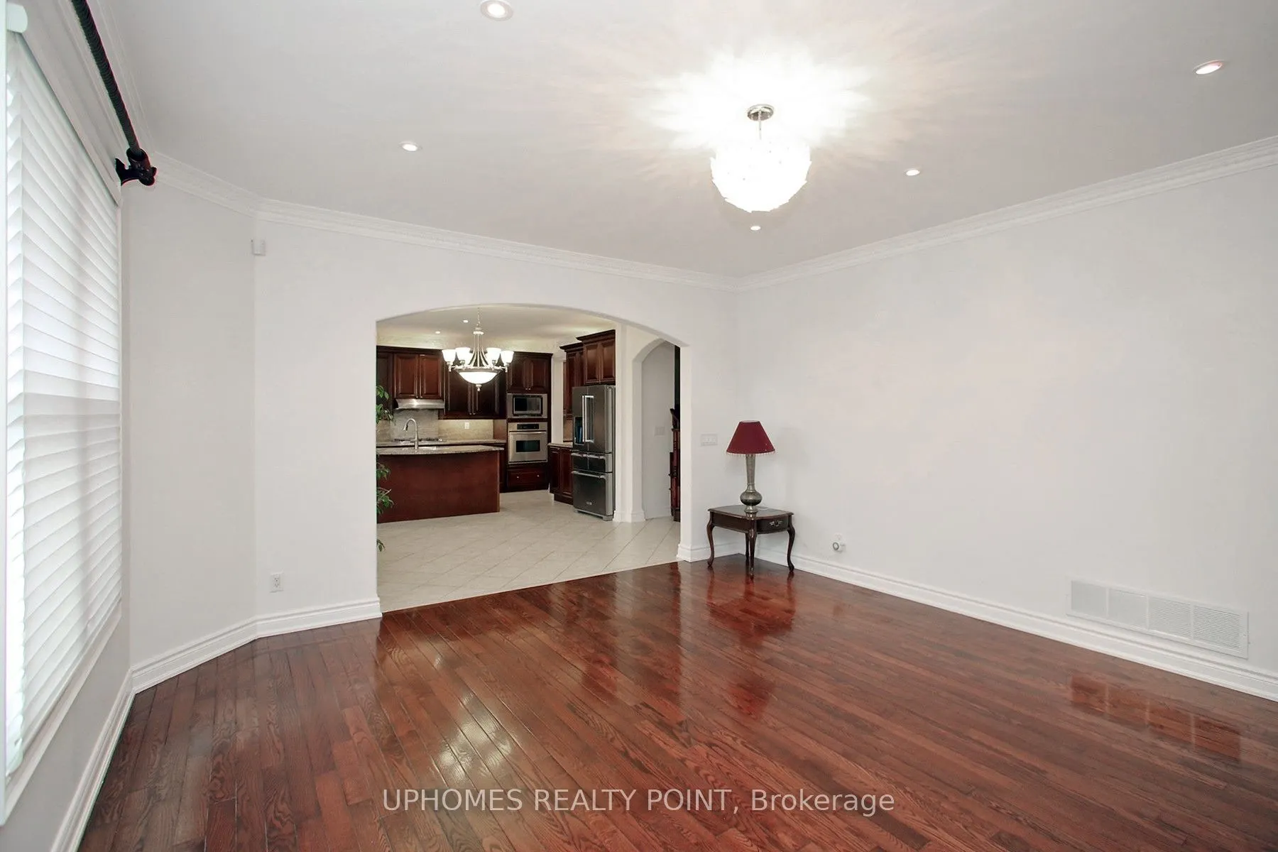 549 Renshaw Court