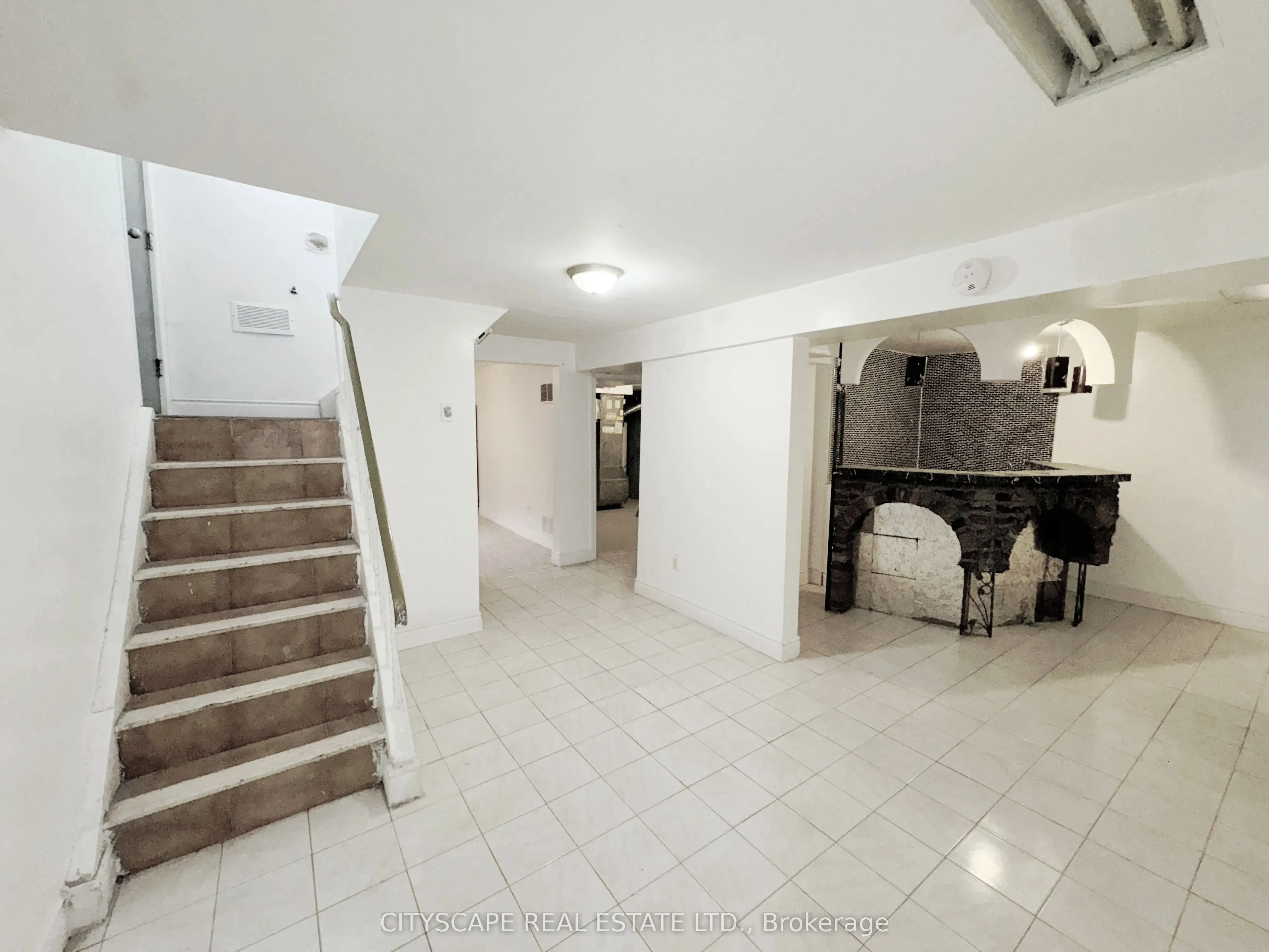 3708 Woodruff Crescent