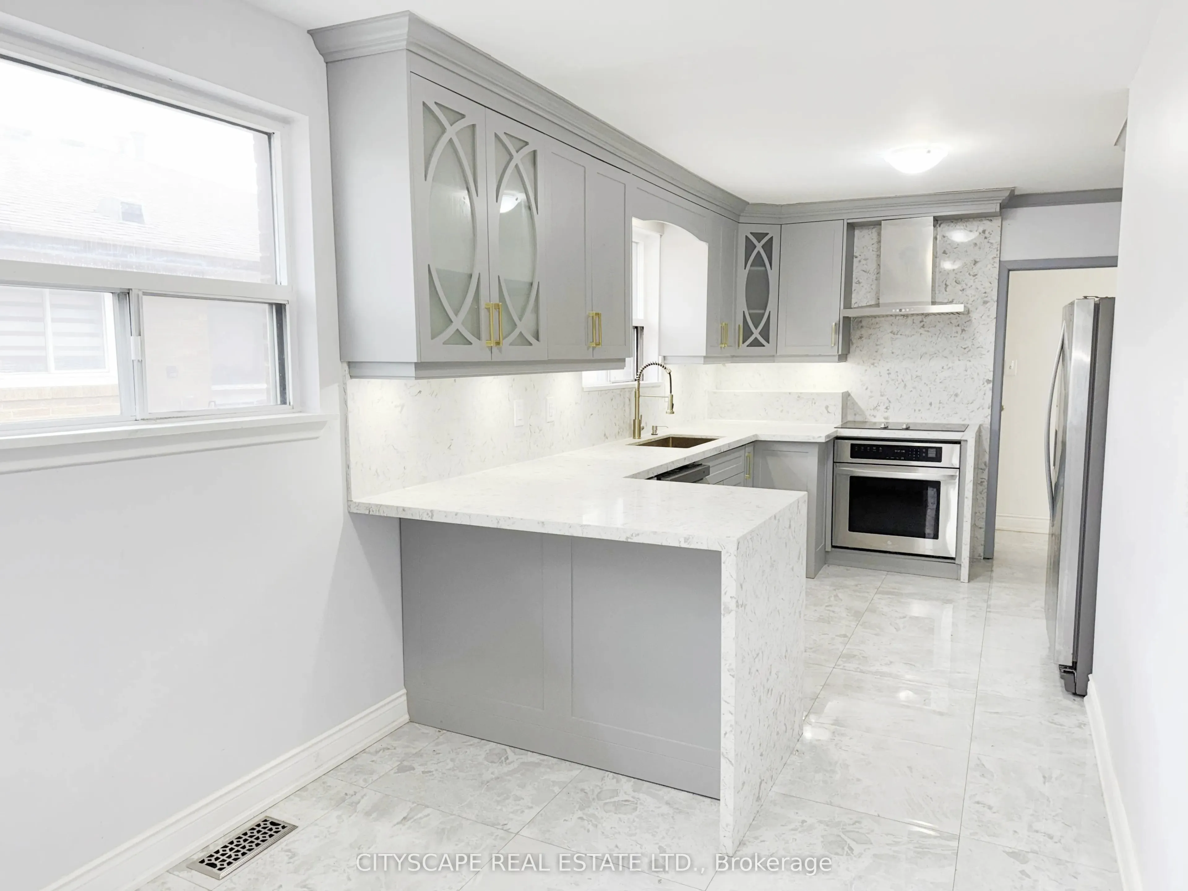 3708 Woodruff Crescent