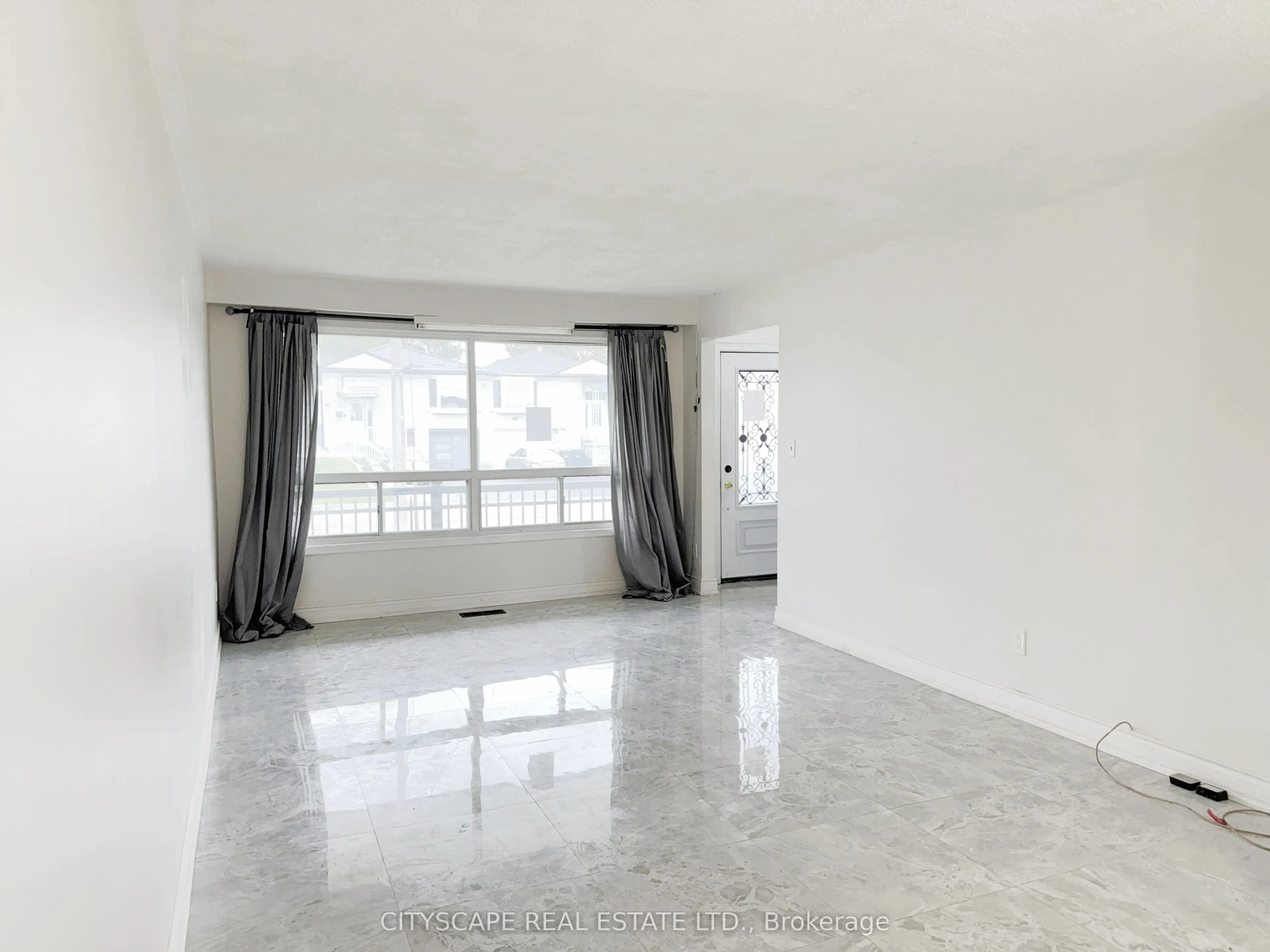 3708 Woodruff Crescent