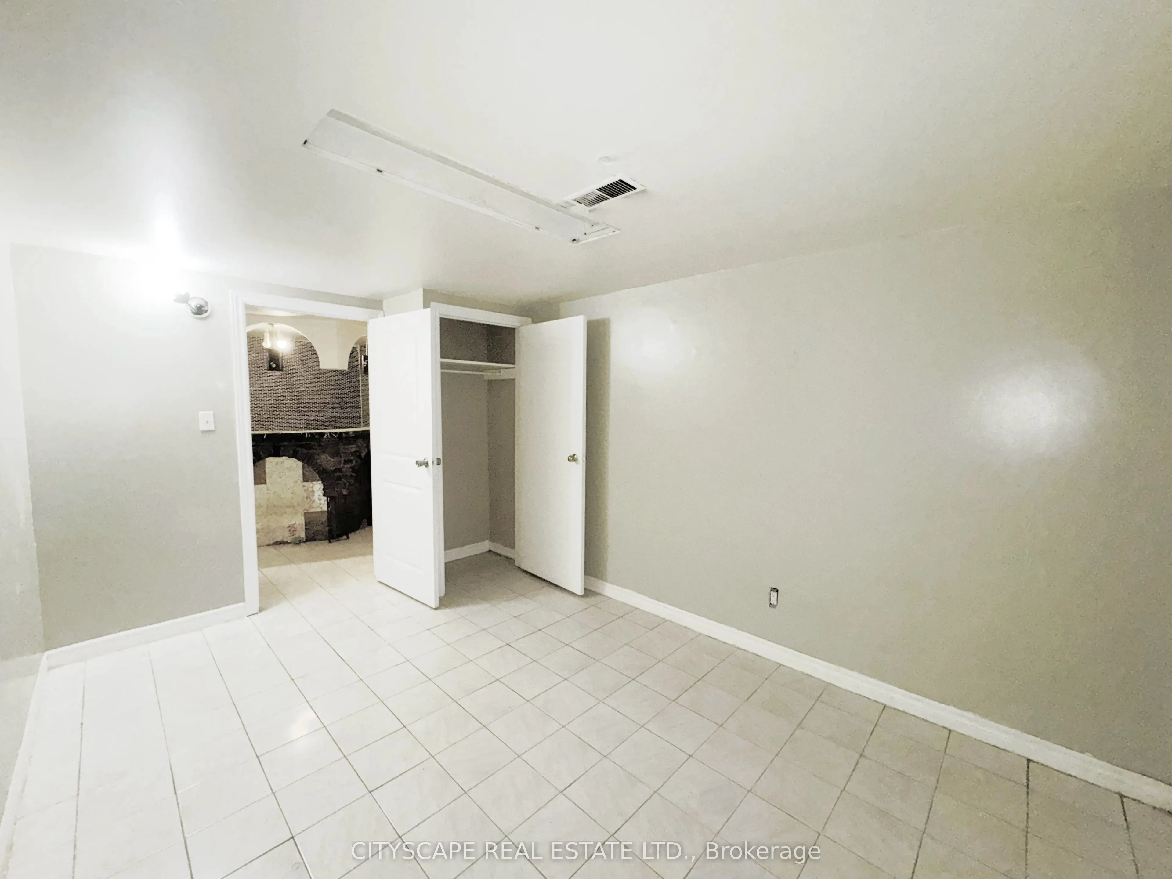 3708 Woodruff Crescent