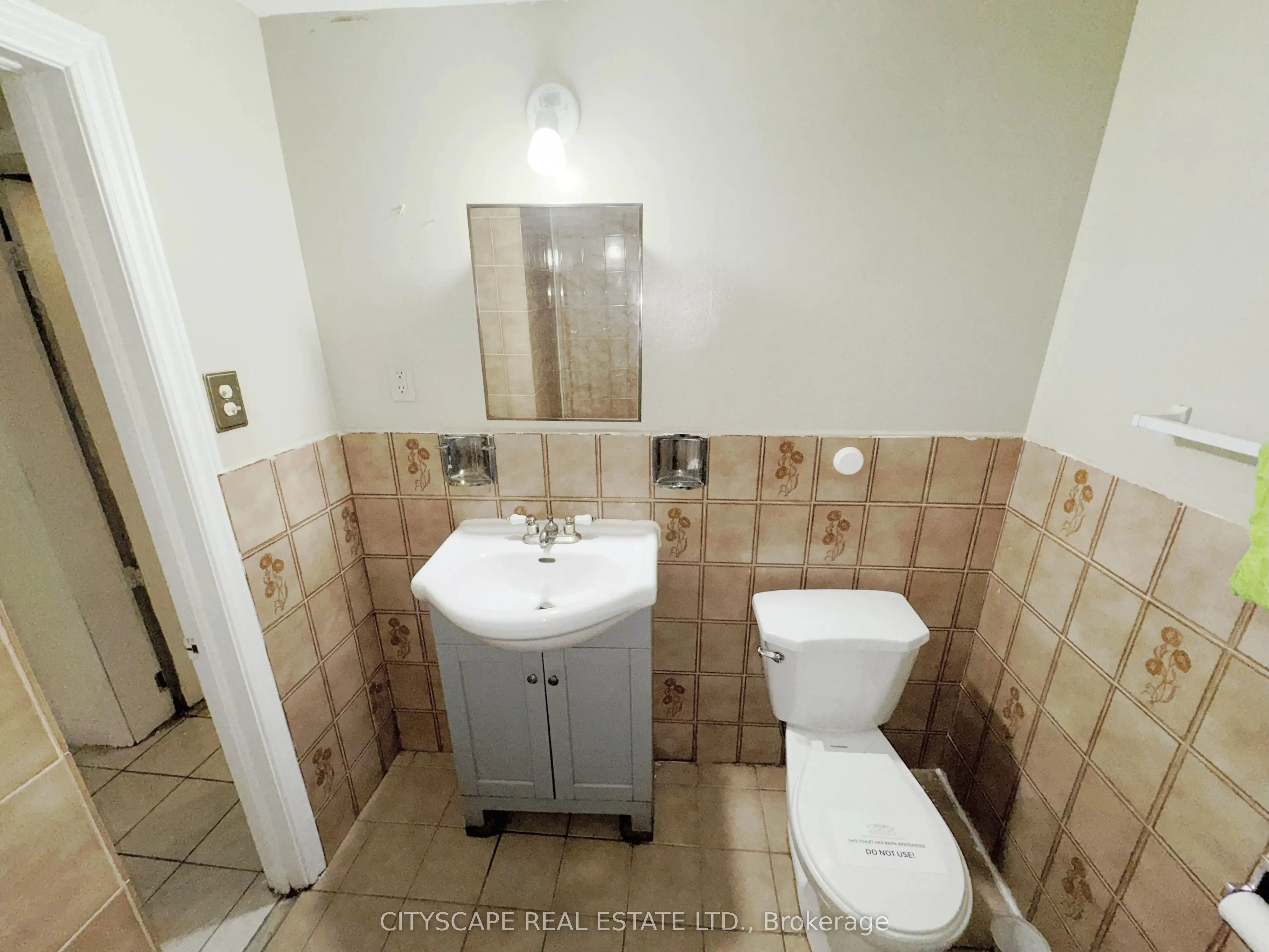 3708 Woodruff Crescent