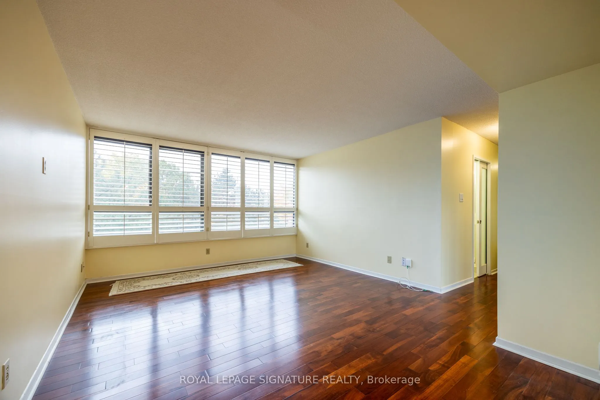 1300 Bloor Street, #306