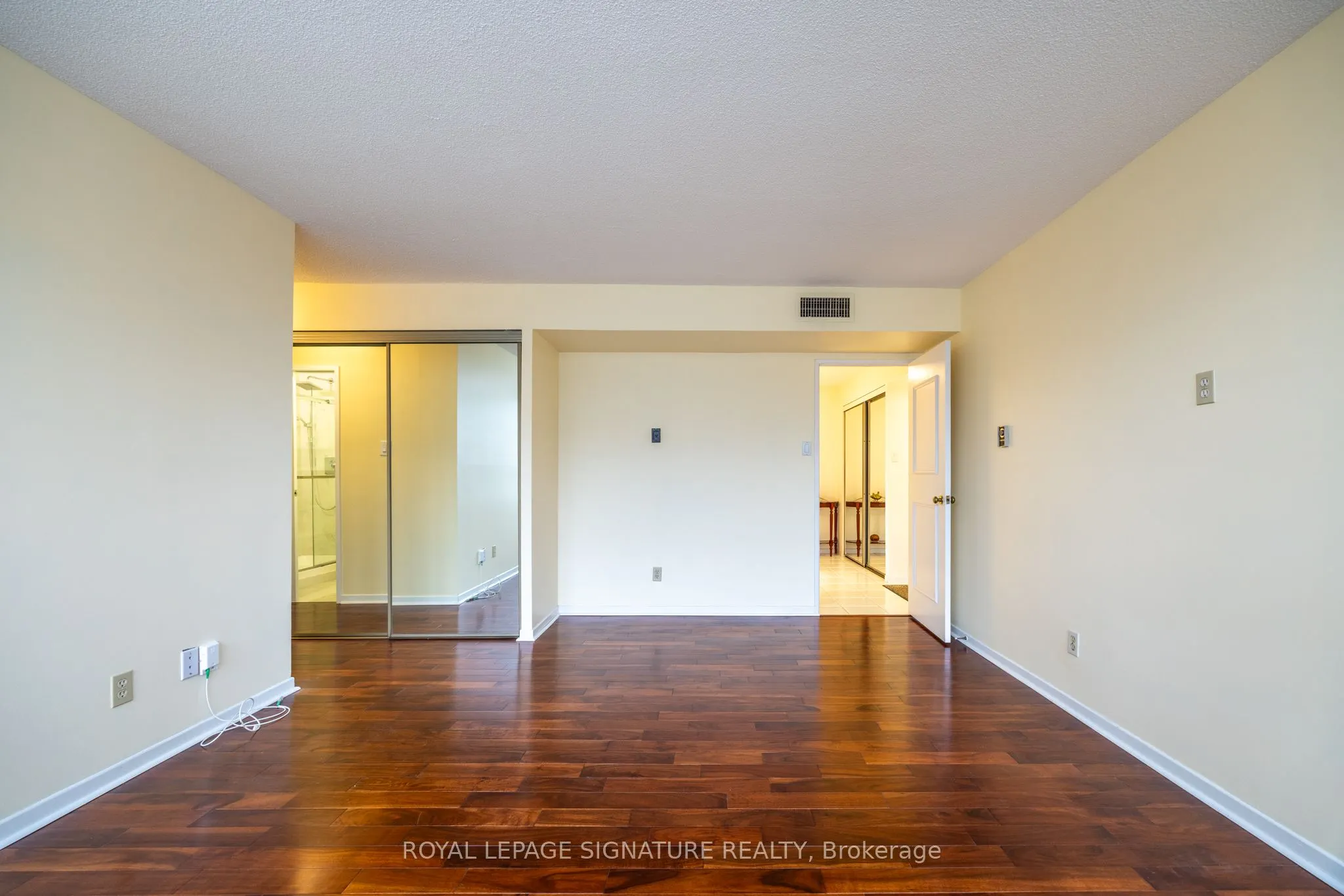 1300 Bloor Street, #306