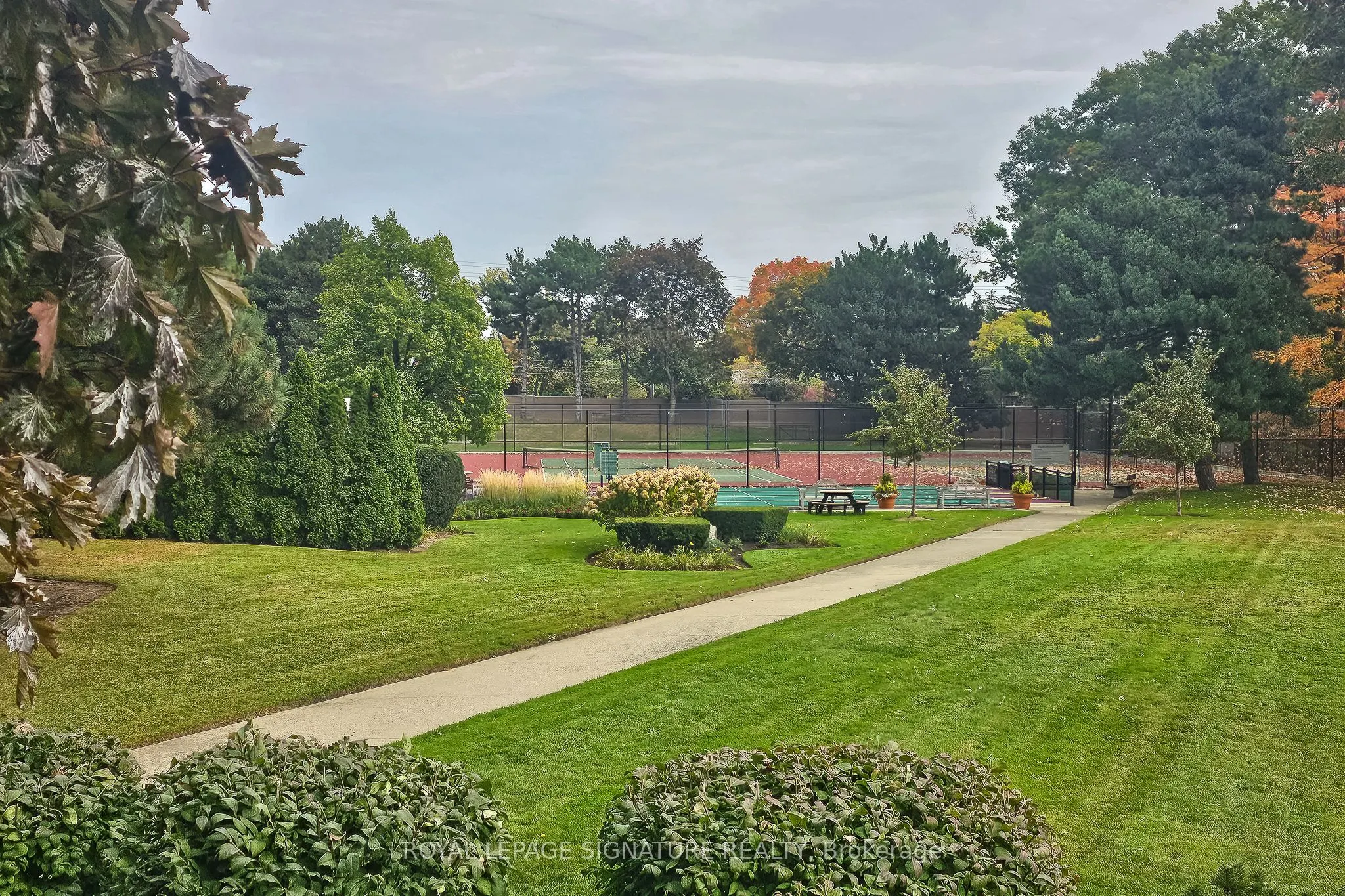 1300 Bloor Street, #306