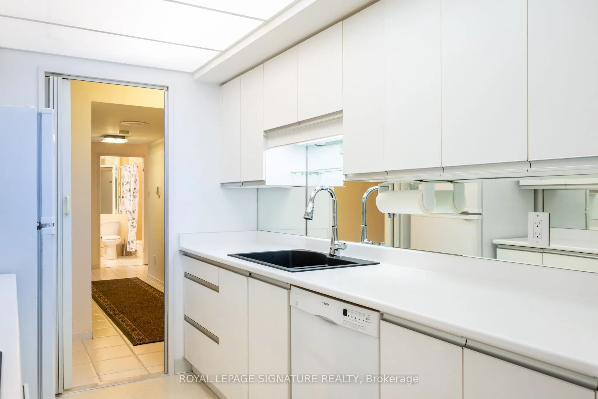 1300 Bloor Street, #306