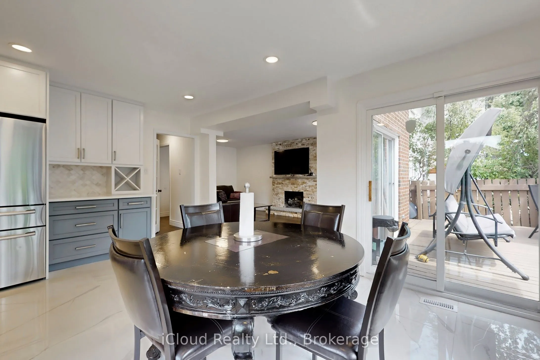 2088 Madden Boulevard