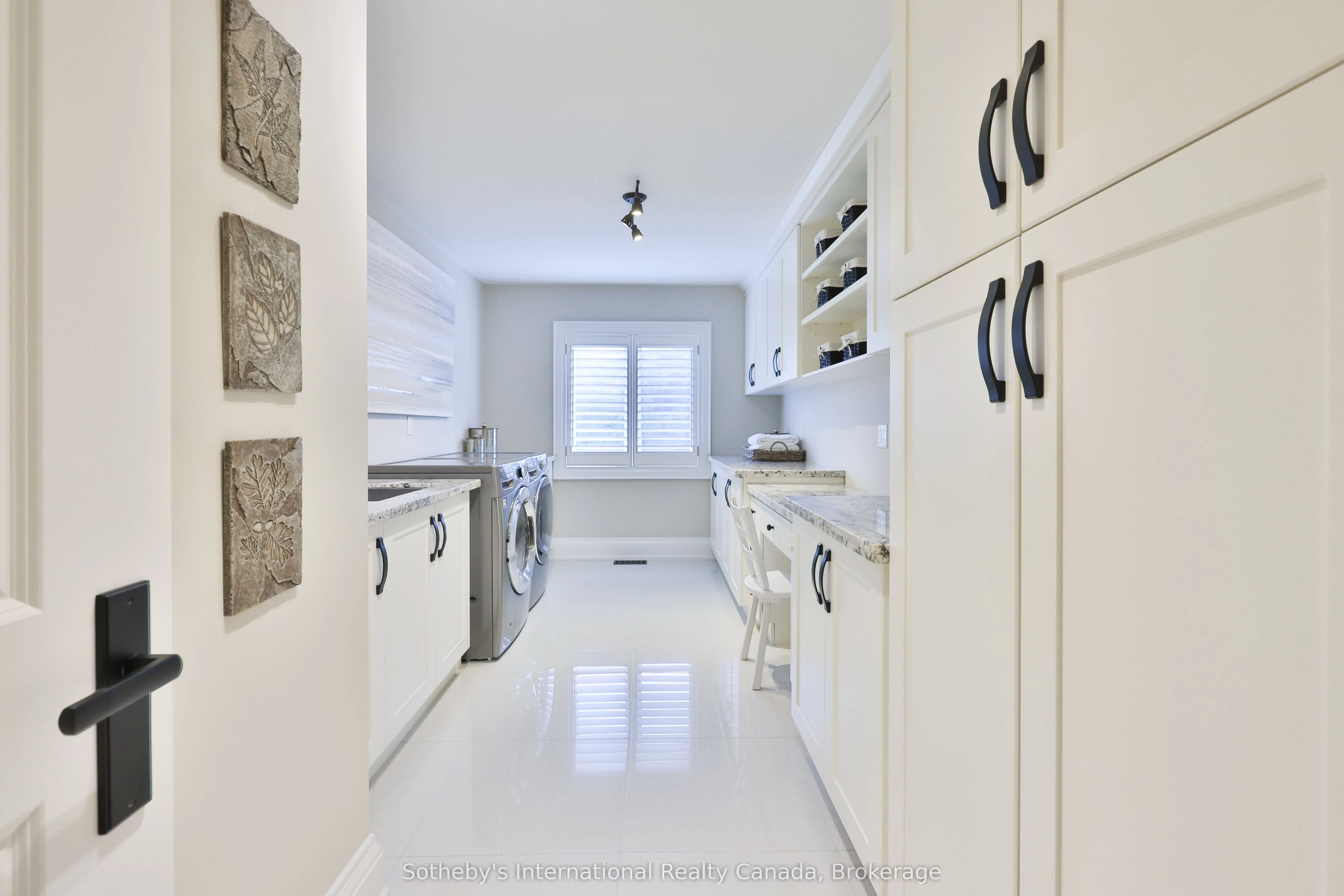 1356 Thornhill Drive