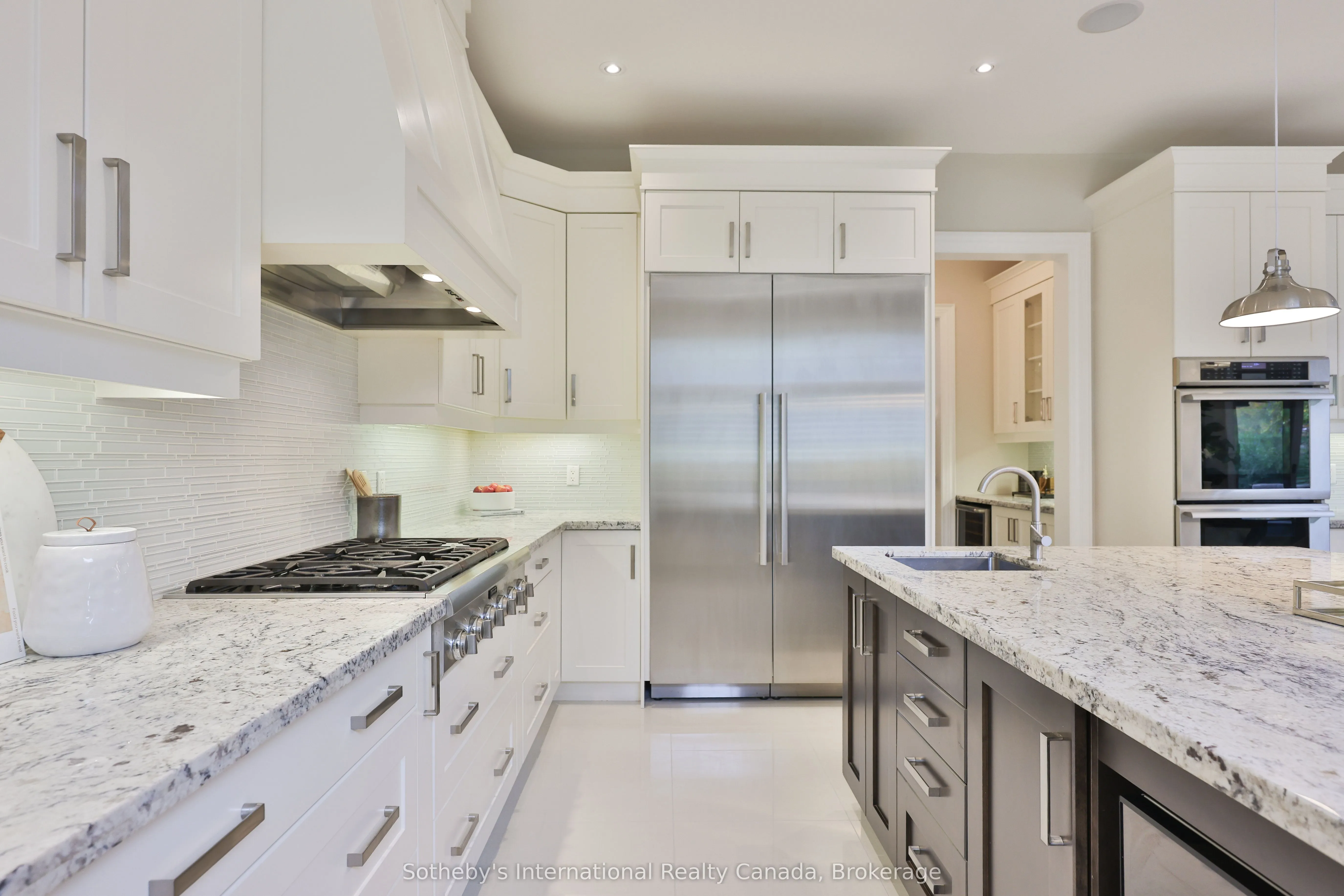 1356 Thornhill Drive