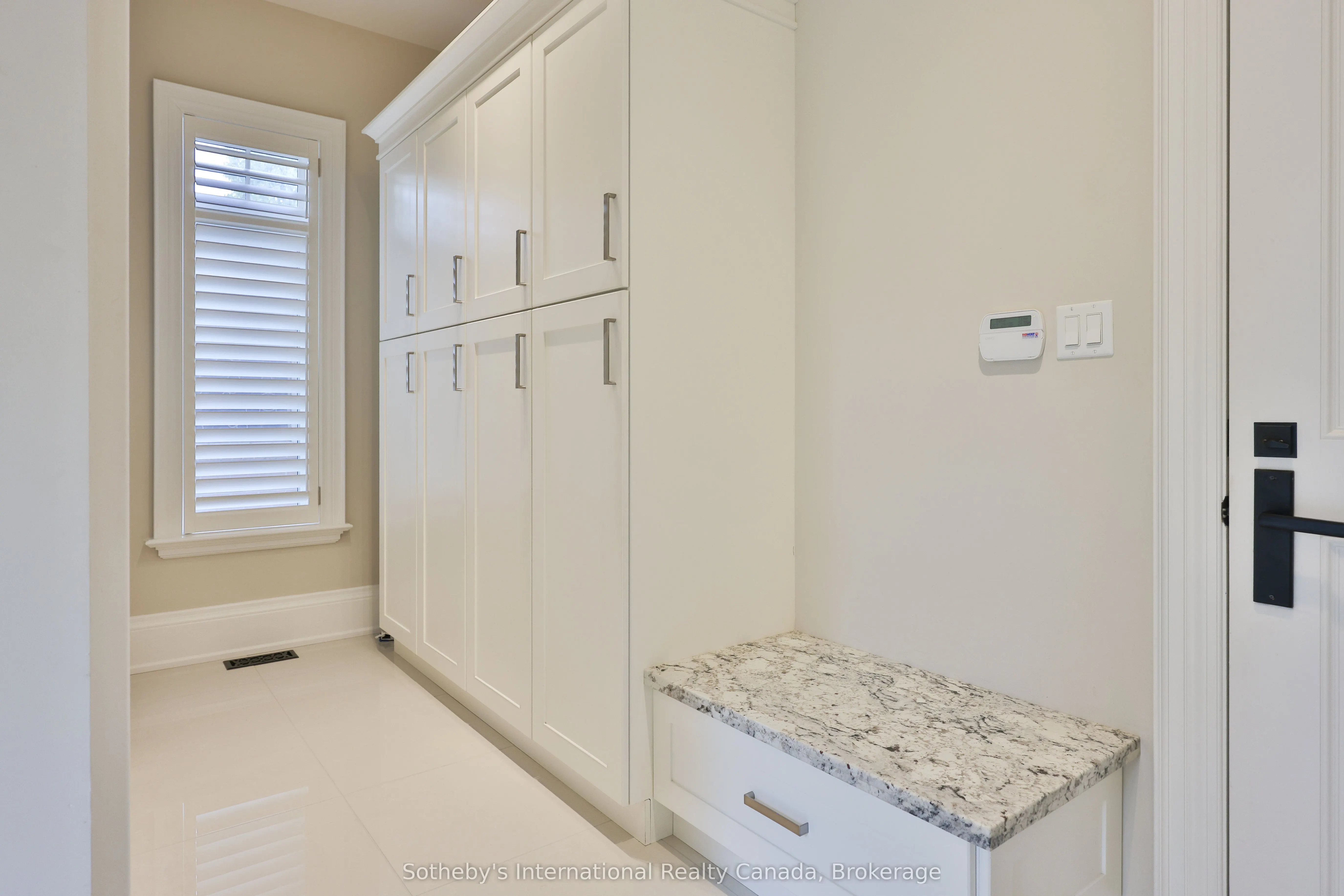 1356 Thornhill Drive