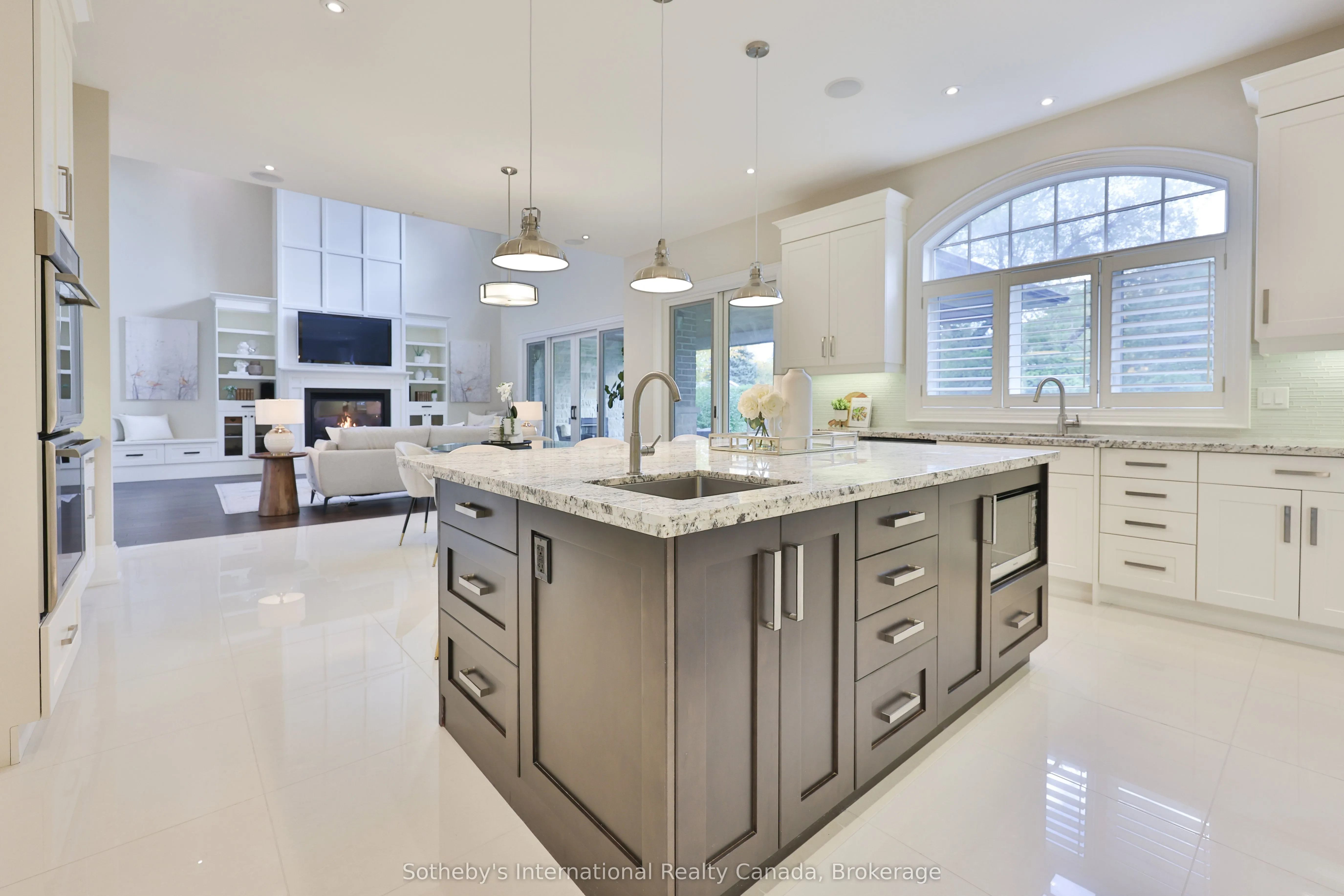 1356 Thornhill Drive