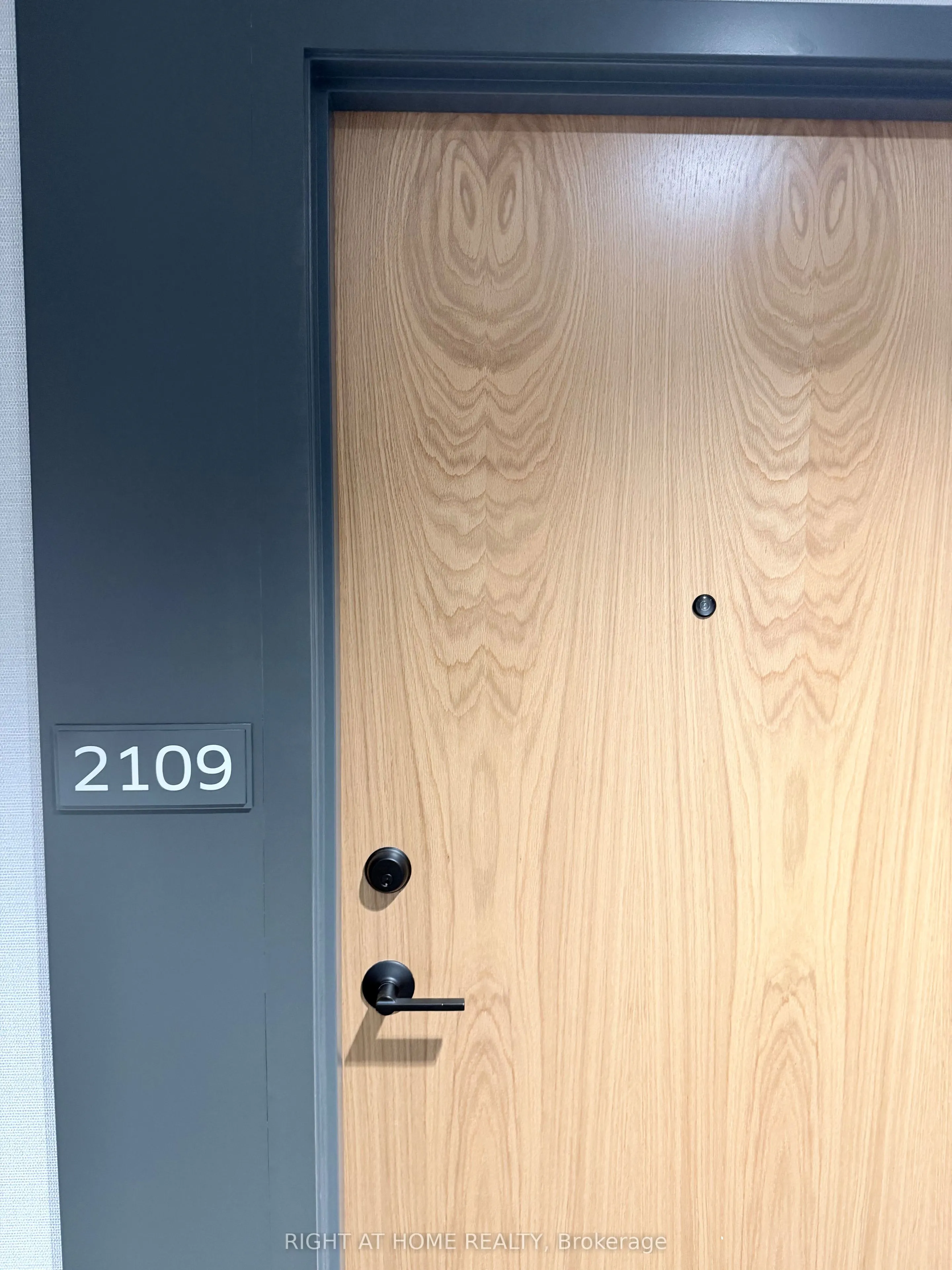 2495 EGLINTON Avenue W, #2109