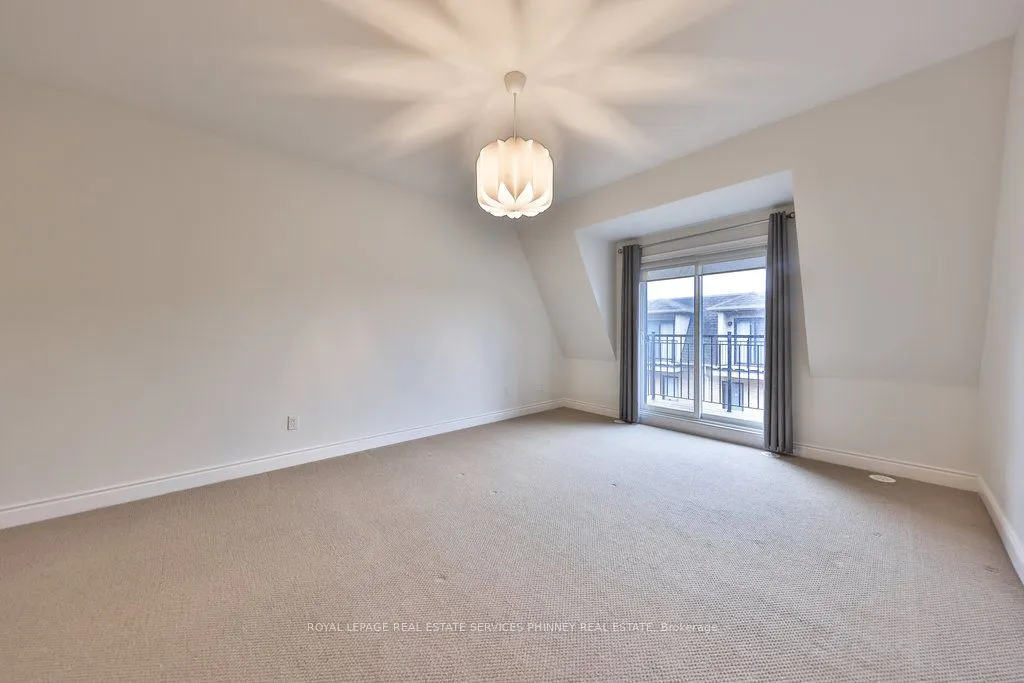 2160 Trafalgar Road, #7