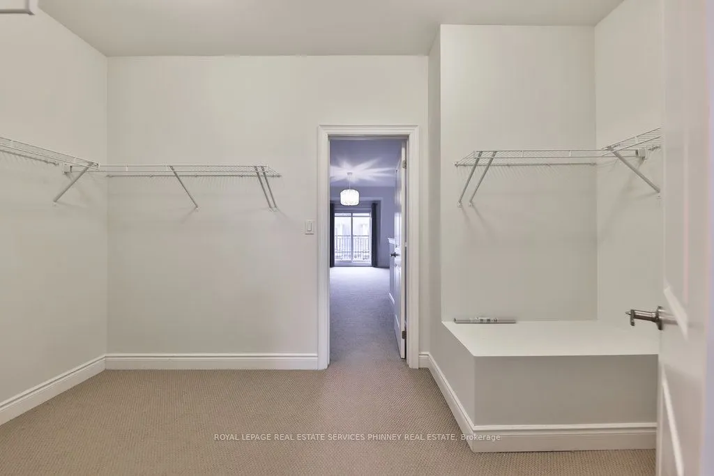 2160 Trafalgar Road, #7