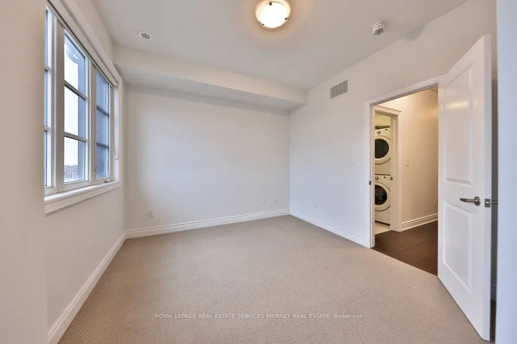 2160 Trafalgar Road, #7