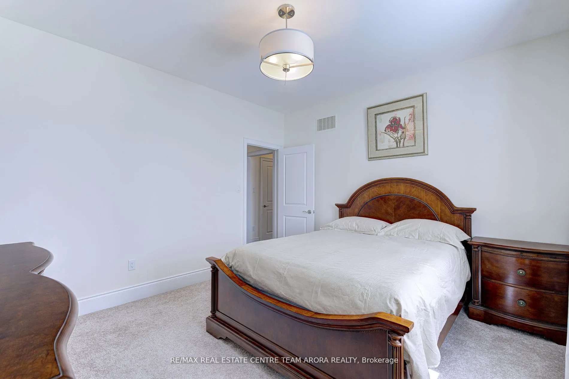 20 Hickory Ridge Court