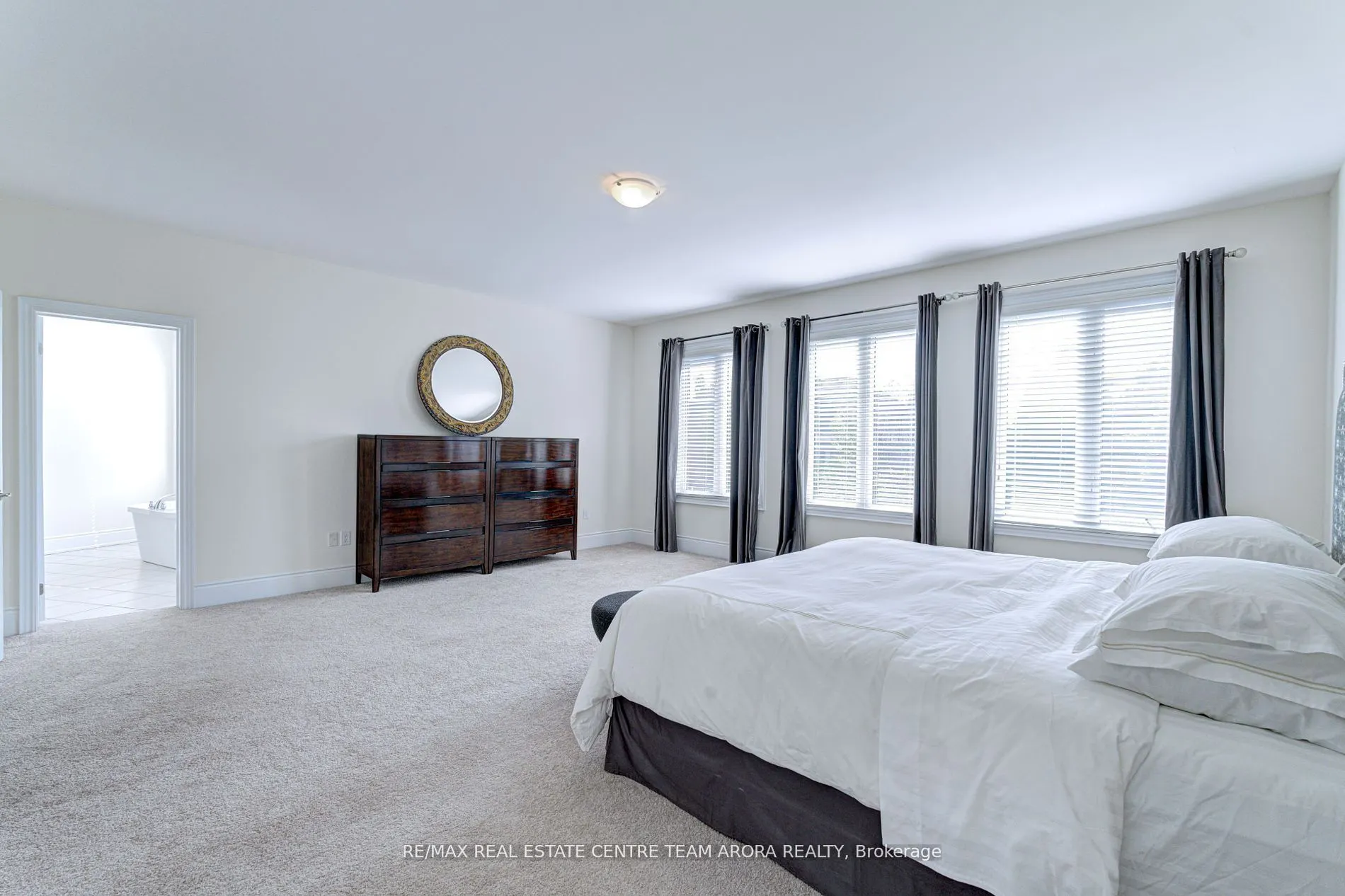 20 Hickory Ridge Court